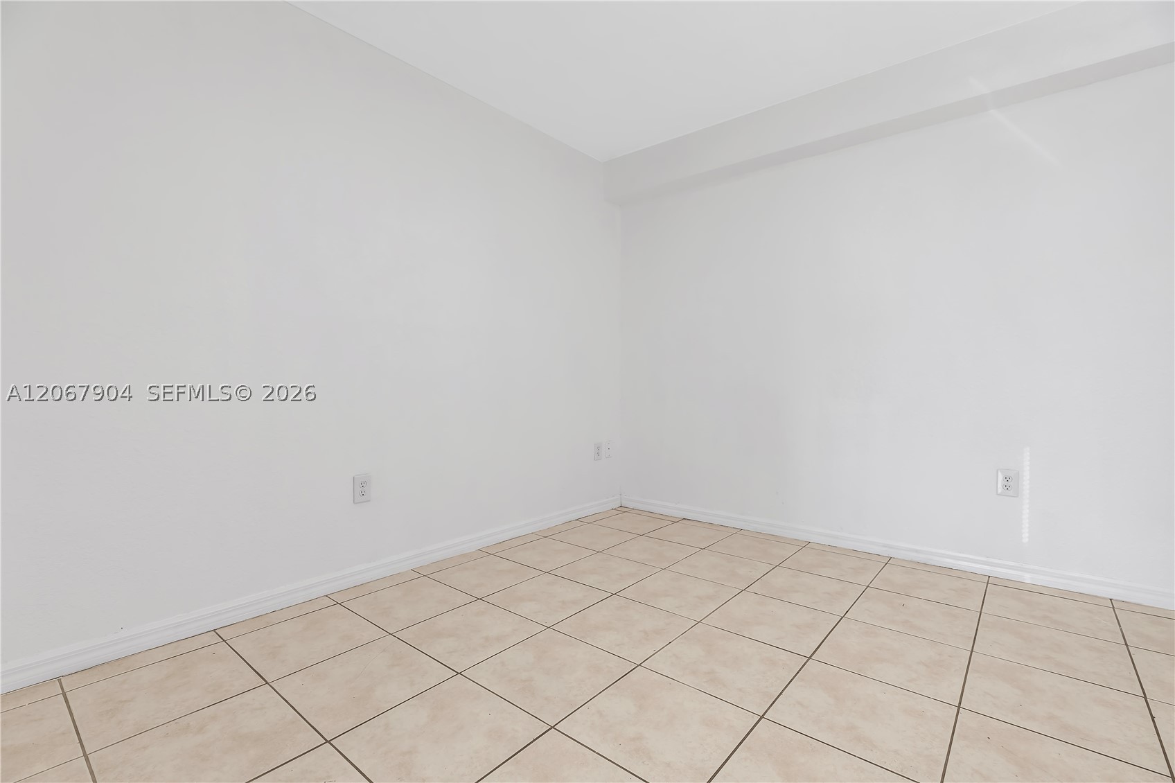 520 Sw 5th St 302 Property Photo 22