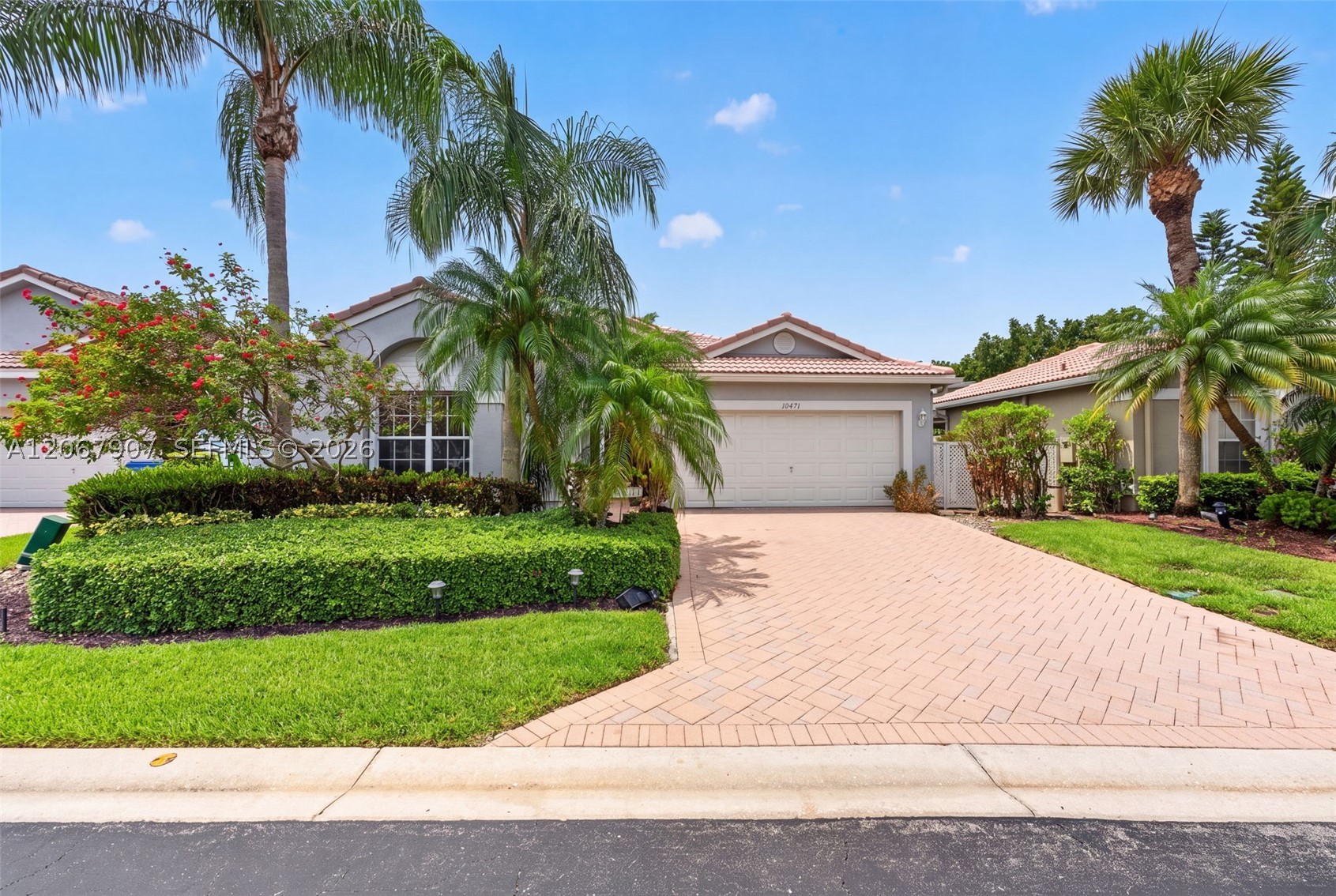 10471 S Utopia Cir S