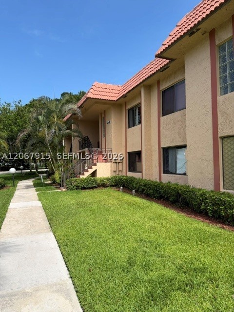 164 Lakeview Dr 204 Property Photo 1