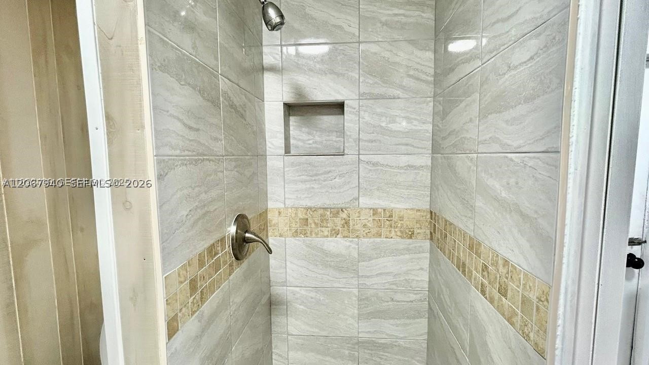 13 Apache Property Photo 26