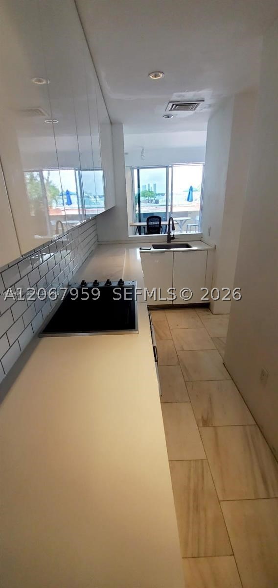 1200 West Ave Bs1 Property Photo 8
