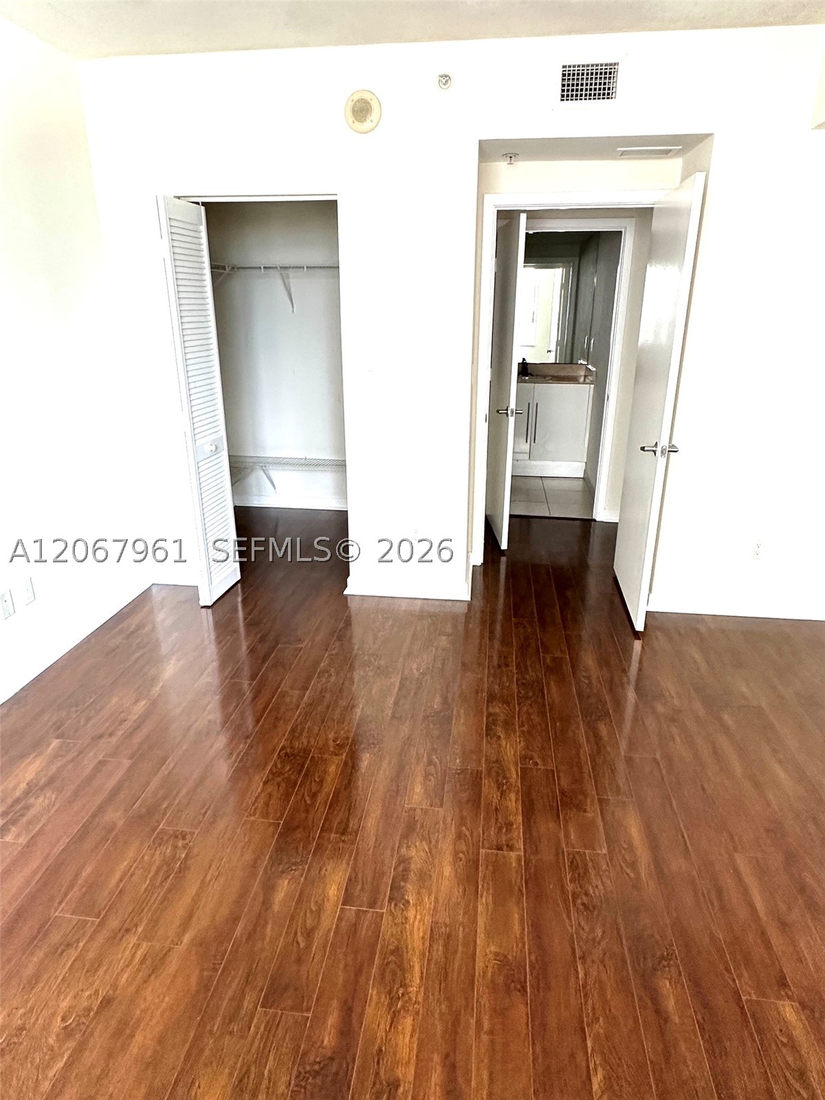 335 S Biscayne Blvd 1802 Property Photo 6