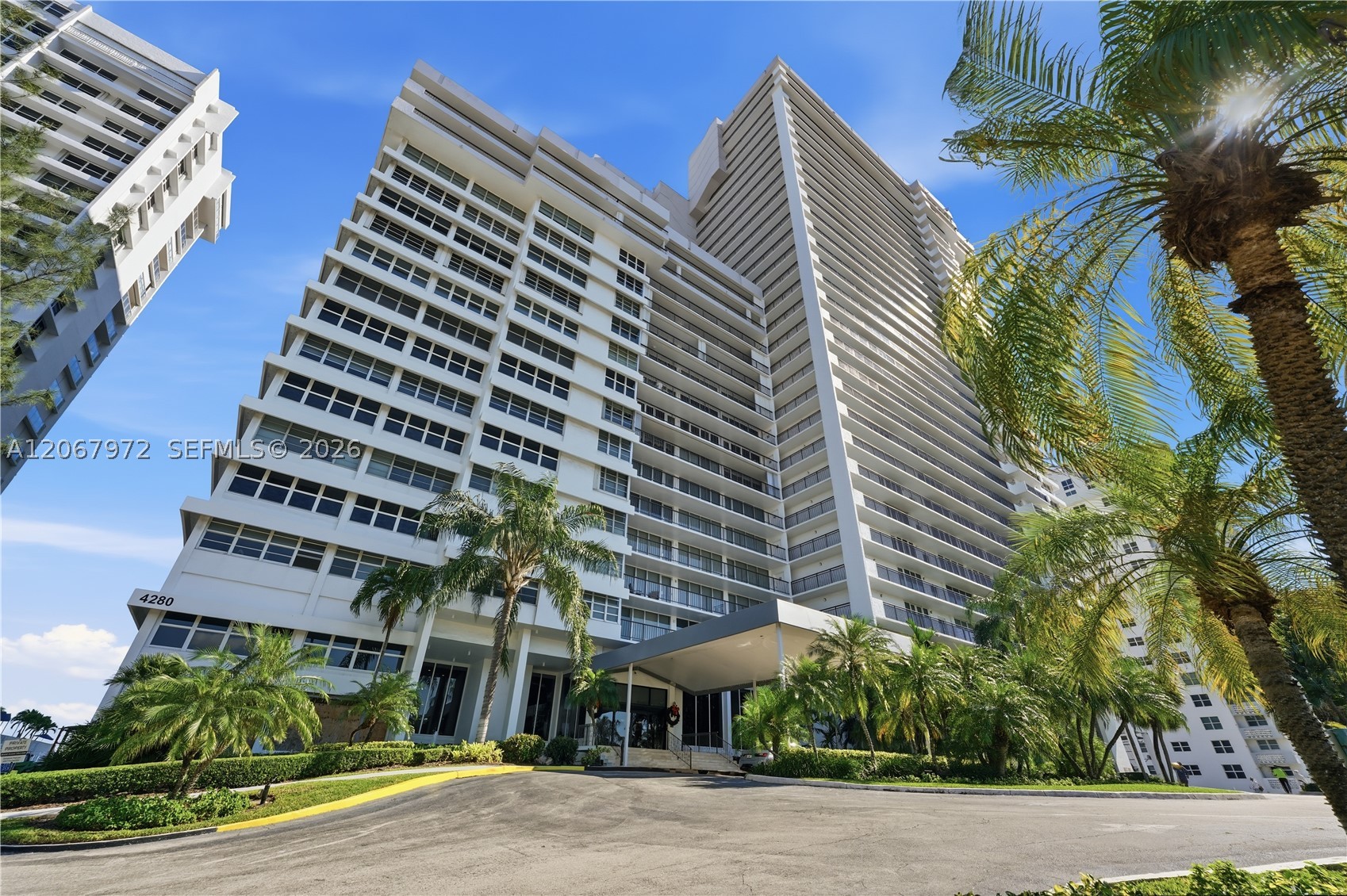 4280 Galt Ocean Dr 14d Property Photo 32