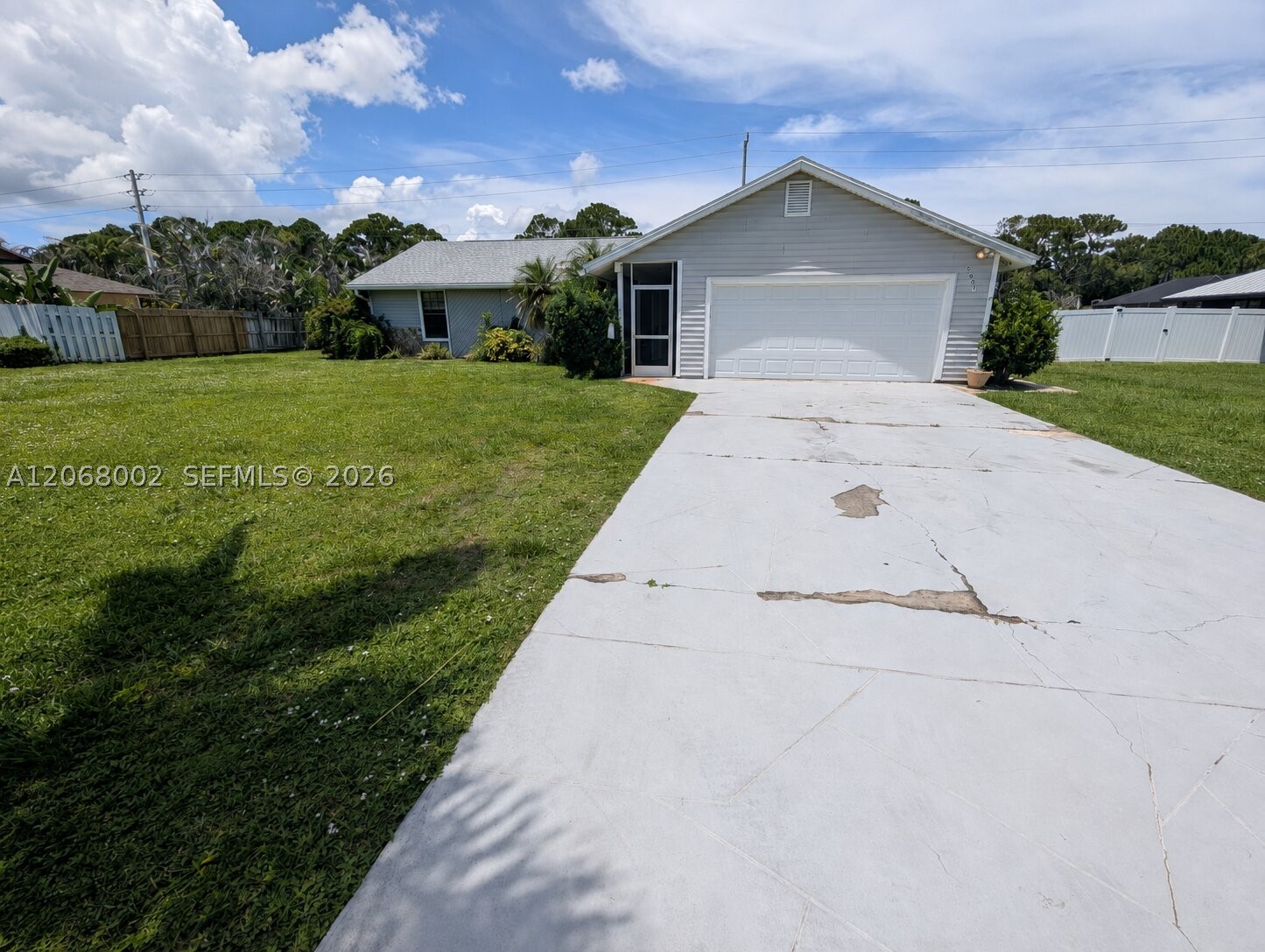 5601 Paleo Pines Cir Property Photo 4