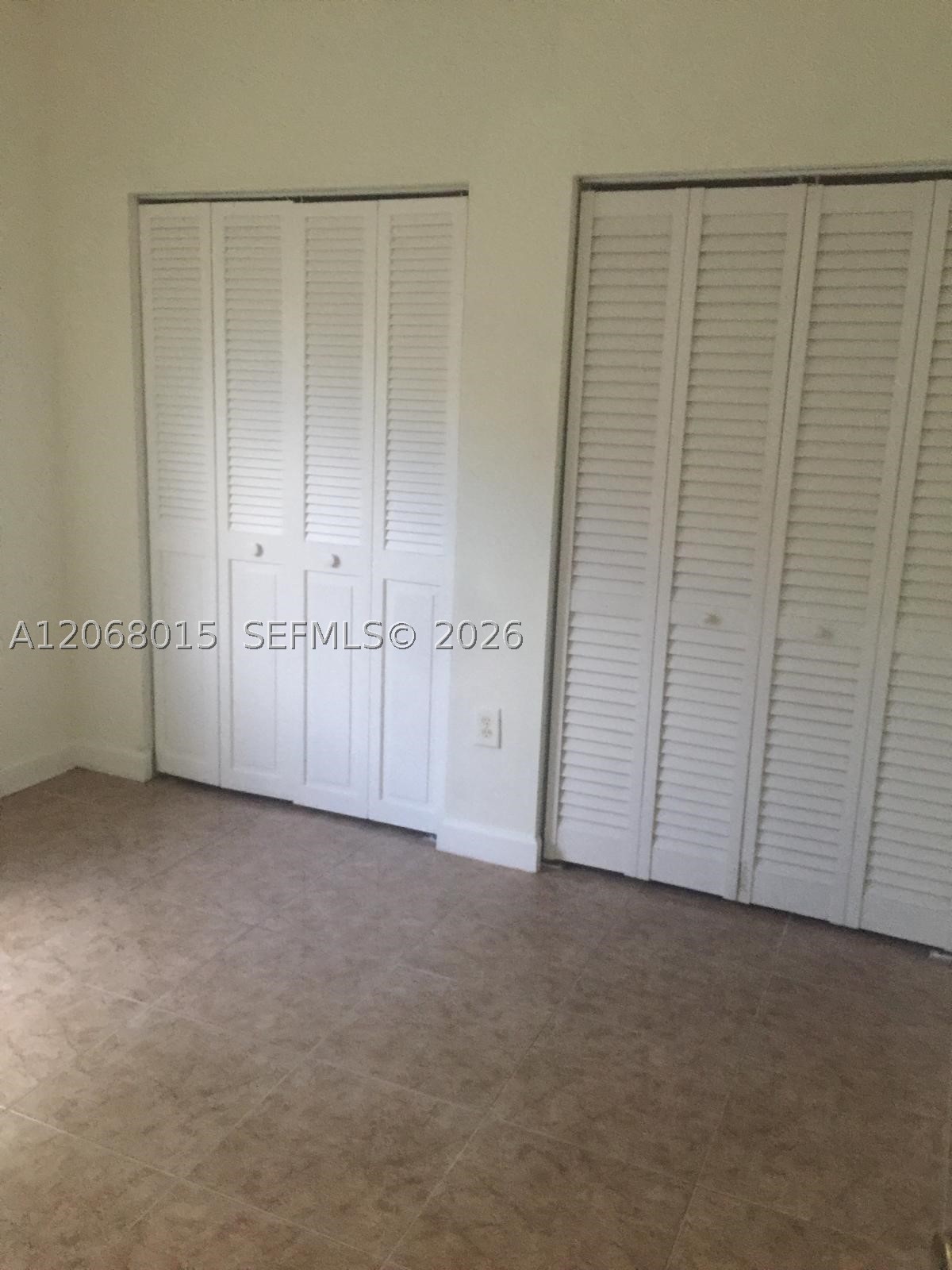 350 Ne 31st Ter Property Photo 60
