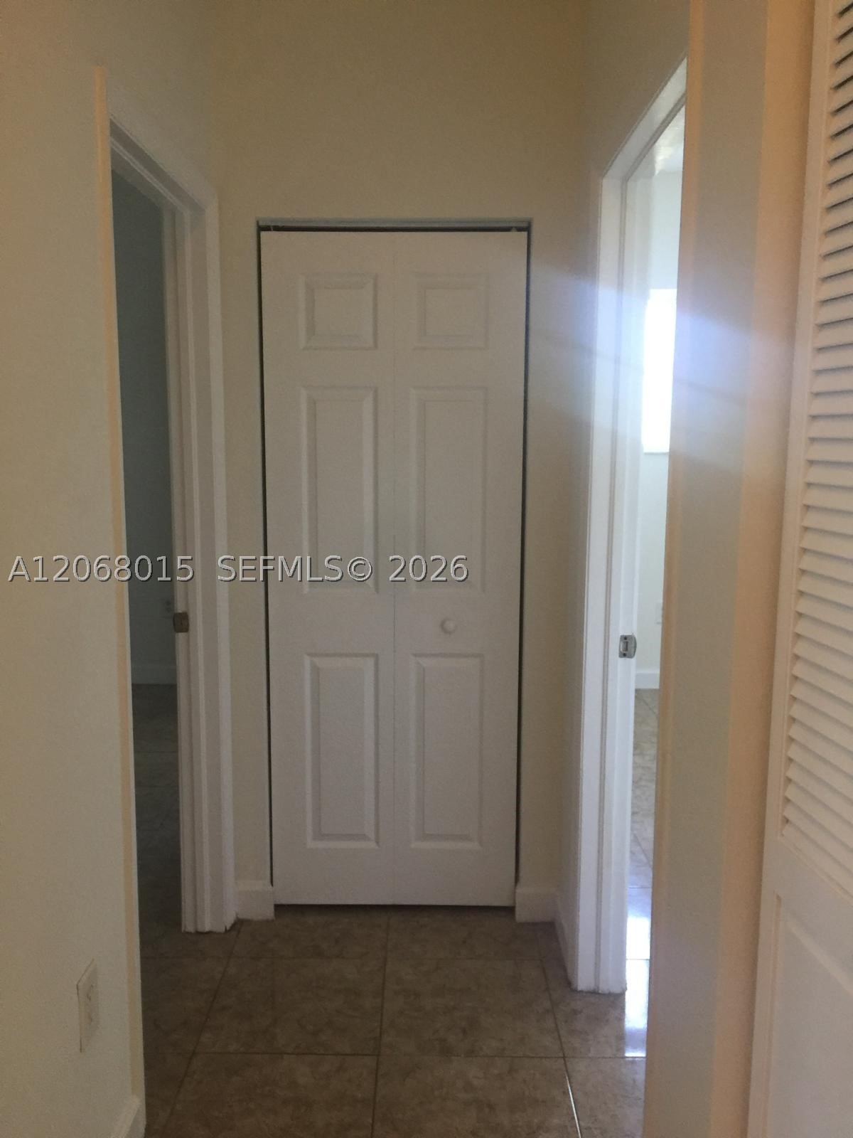 350 Ne 31st Ter Property Photo 73