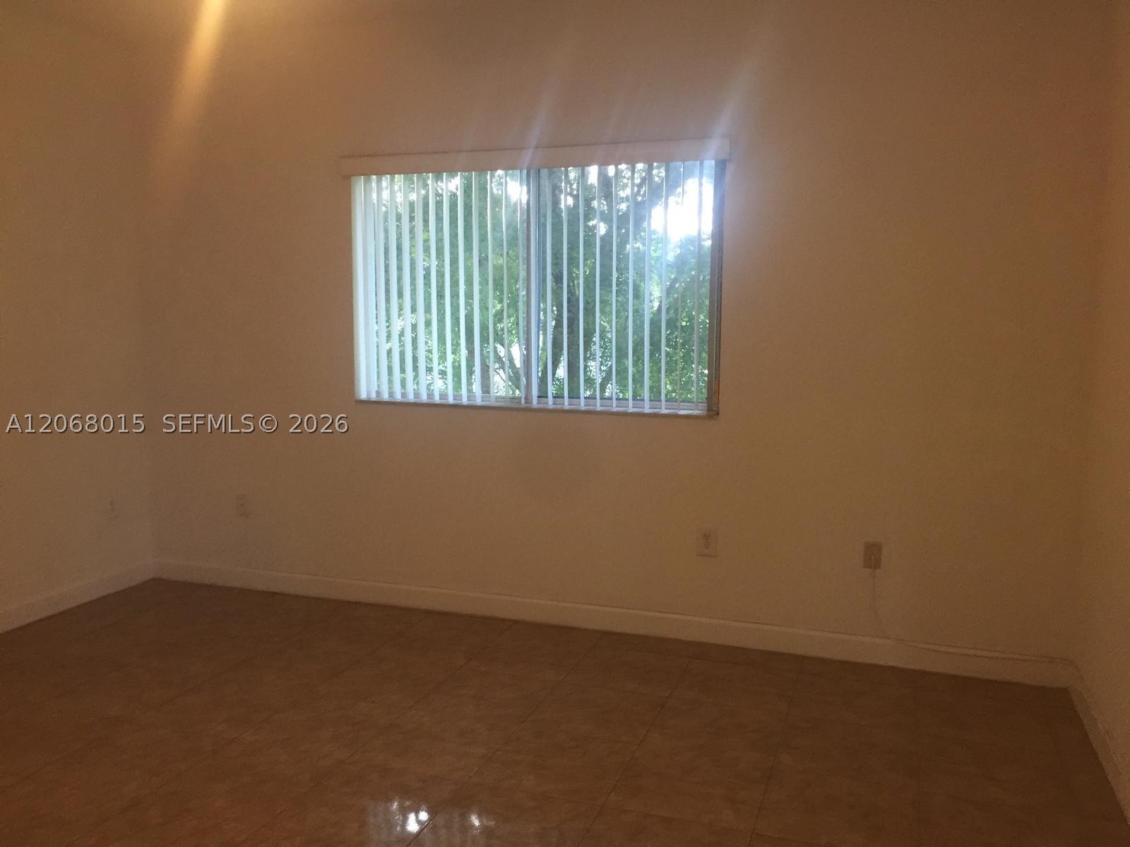 350 Ne 31st Ter Property Photo 76