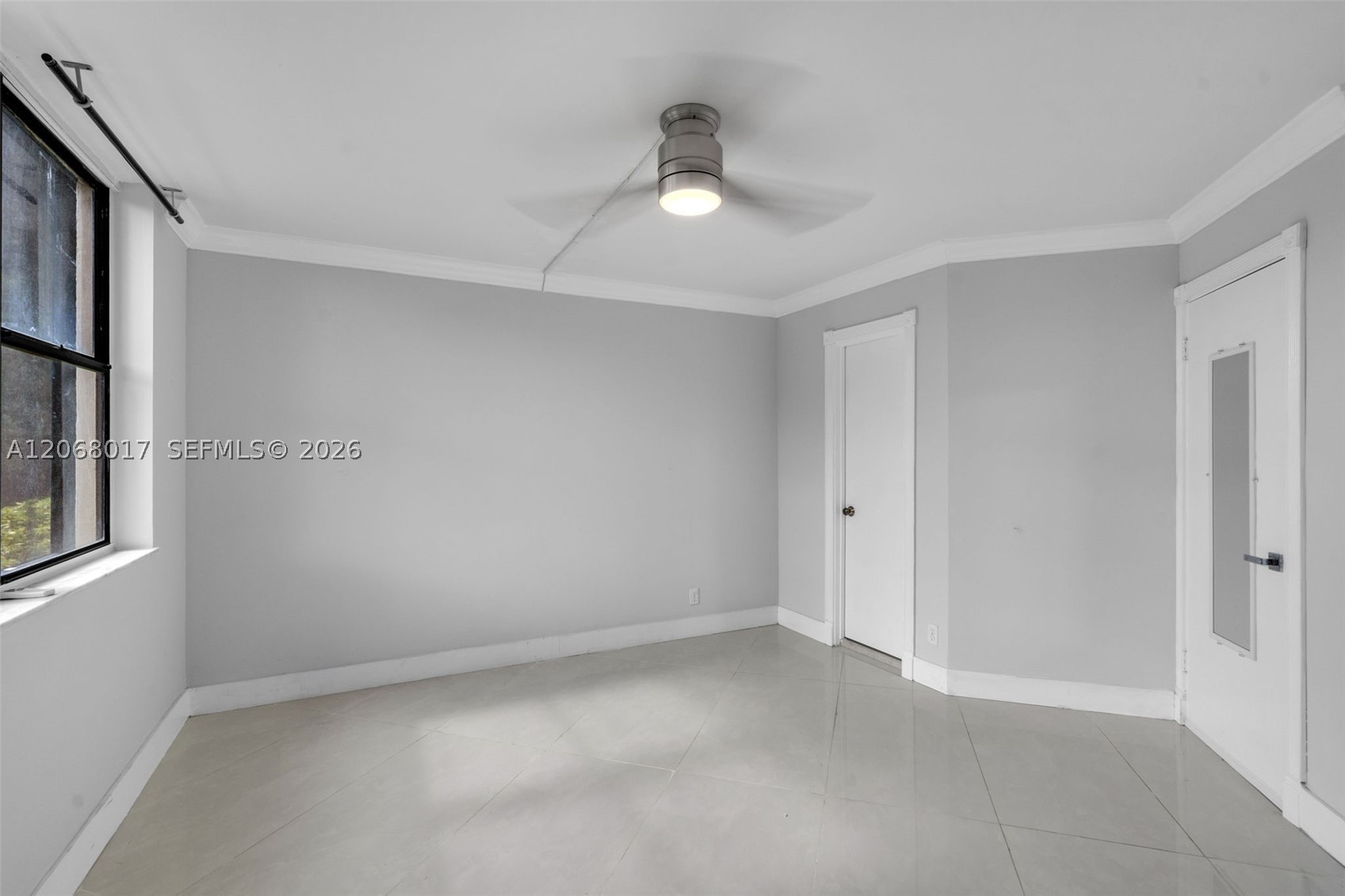 213 Lake Pointe Dr 106 Property Photo 23