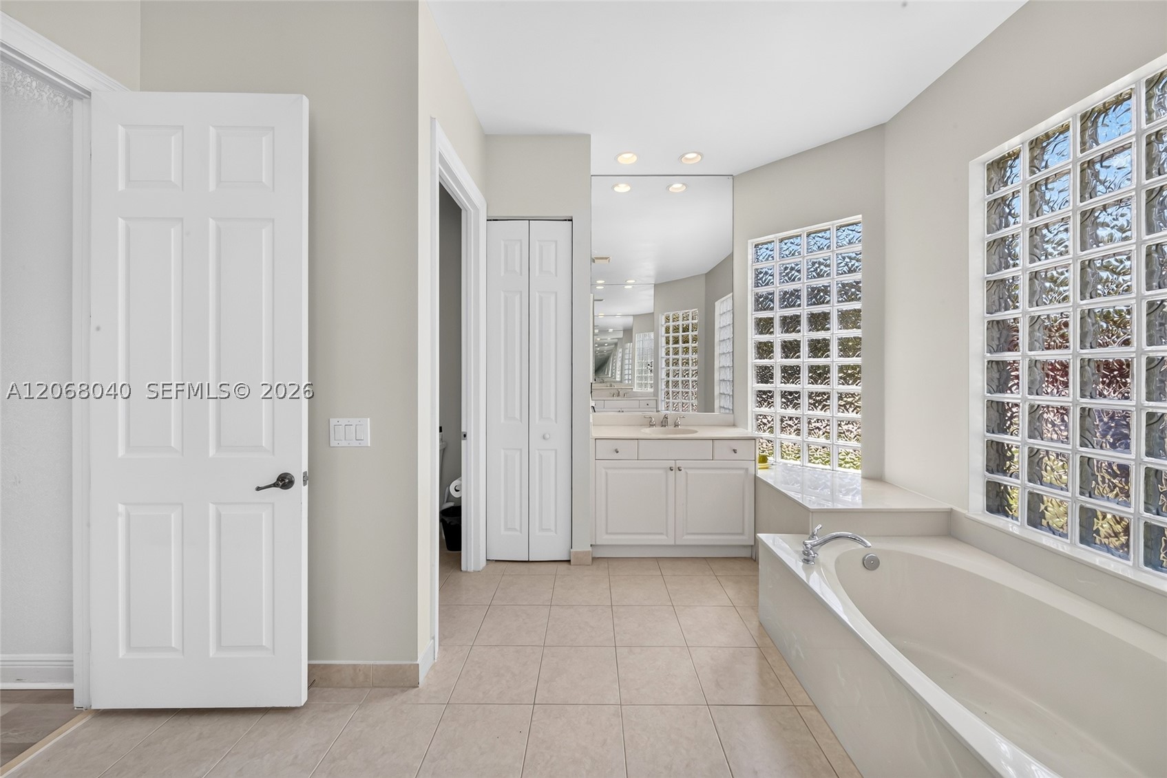 18609 Sw 50th Ct Property Photo 23