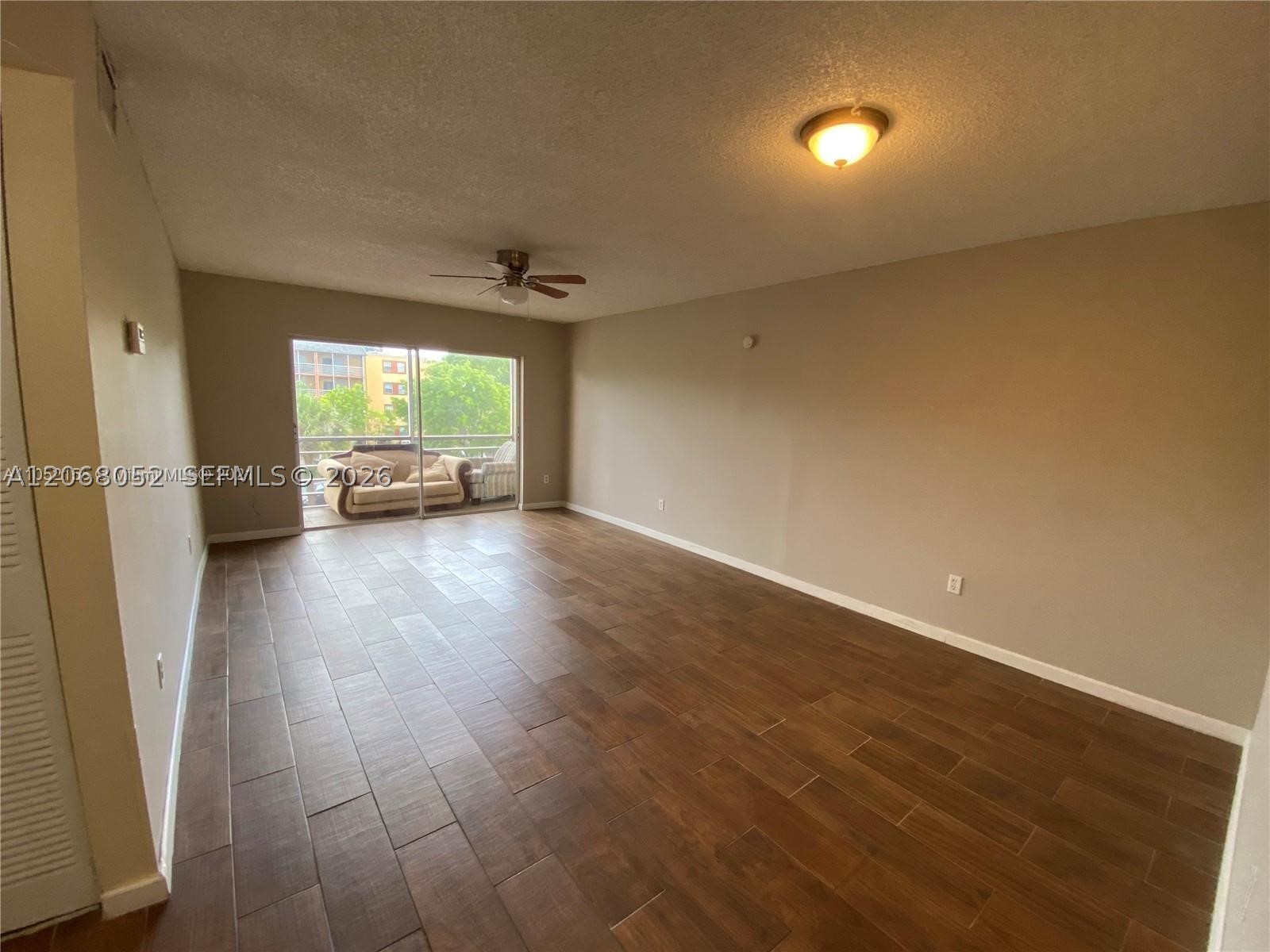 2800 Nw 56th Ave B304 Property Photo 4