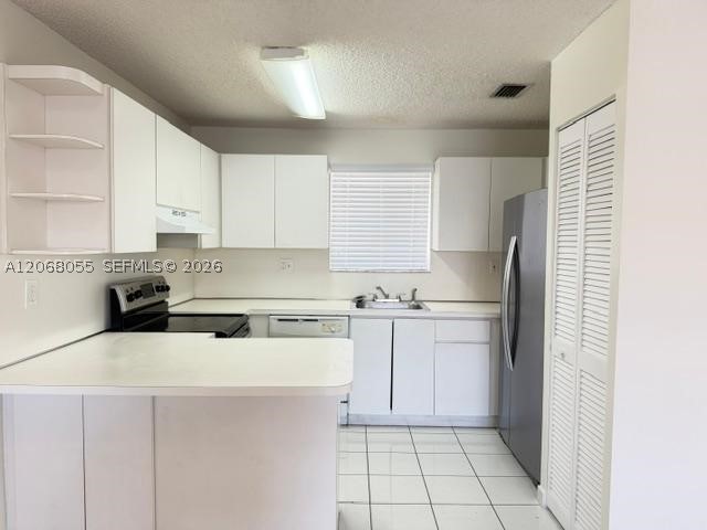 3260 W 70th St 202 Property Photo 4