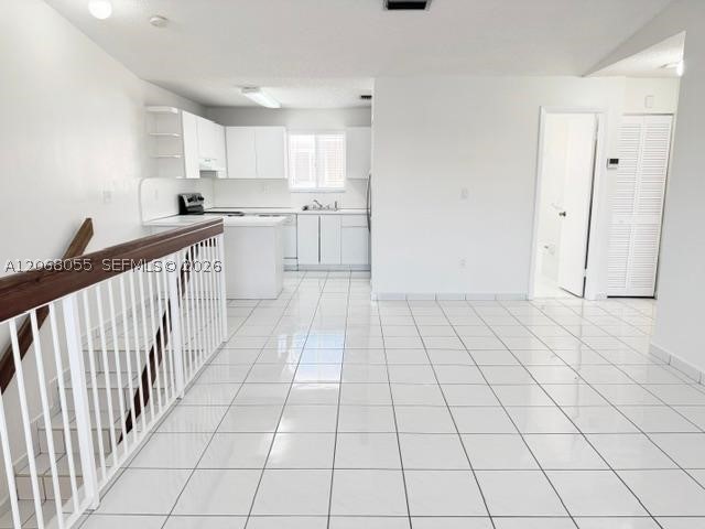 3260 W 70th St 202 Property Photo 7