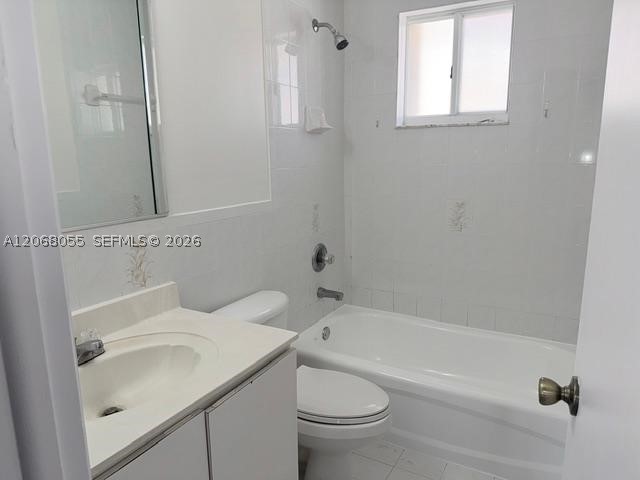 3260 W 70th St 202 Property Photo 18