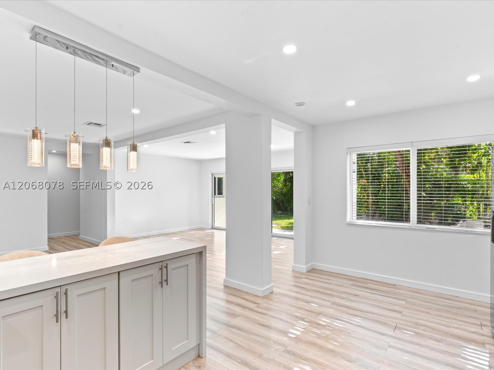 5406 S Le Jeune Rd Property Photo 17