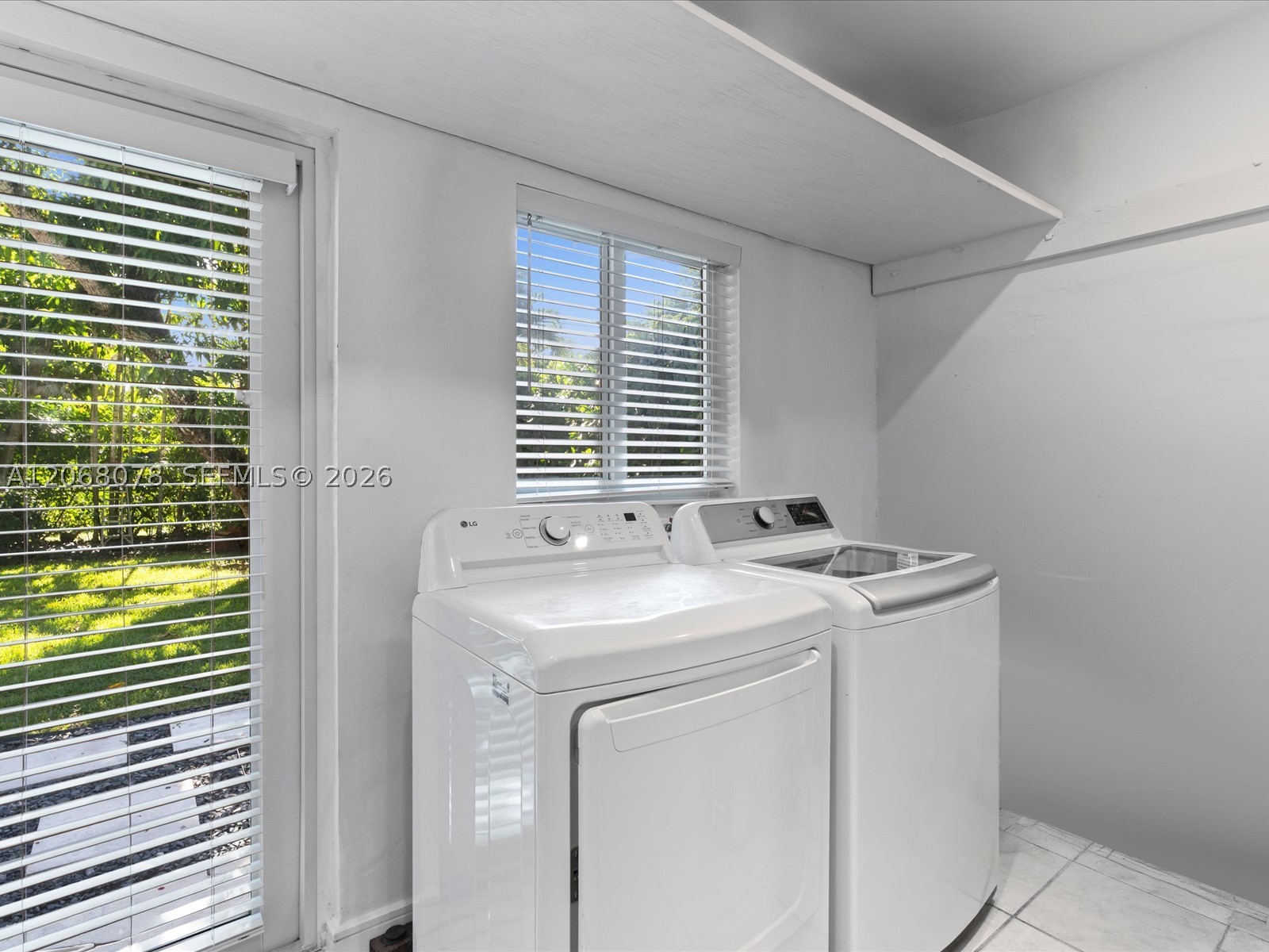 5406 S Le Jeune Rd Property Photo 28