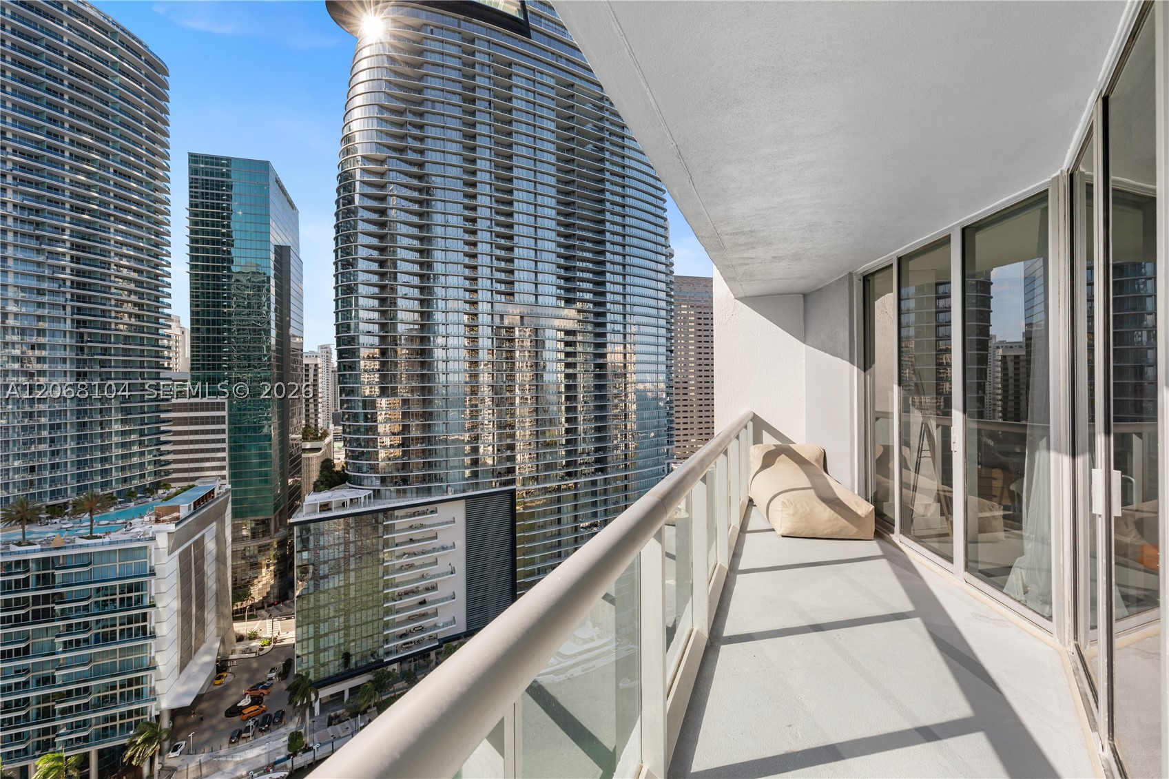 465 Brickell Ave 2504 Property Photo 1