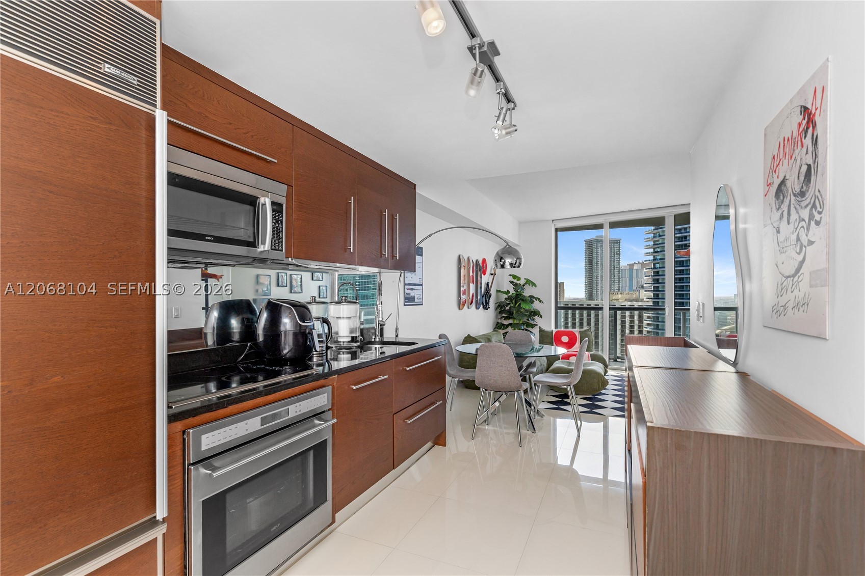 465 Brickell Ave 2504 Property Photo 7