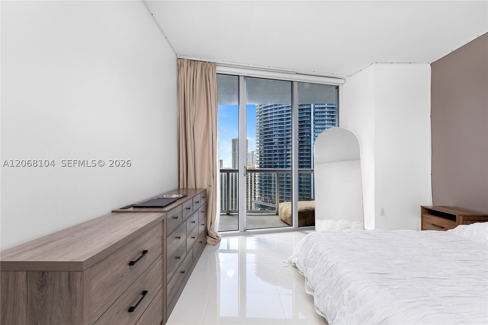 465 Brickell Ave 2504 Property Photo 12
