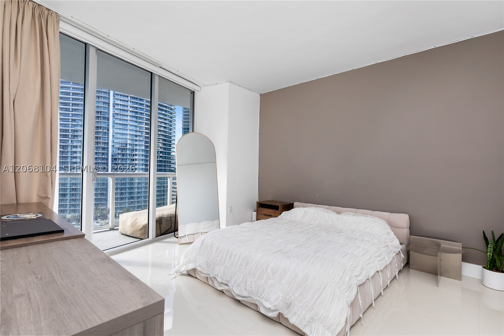 465 Brickell Ave 2504 Property Photo 14