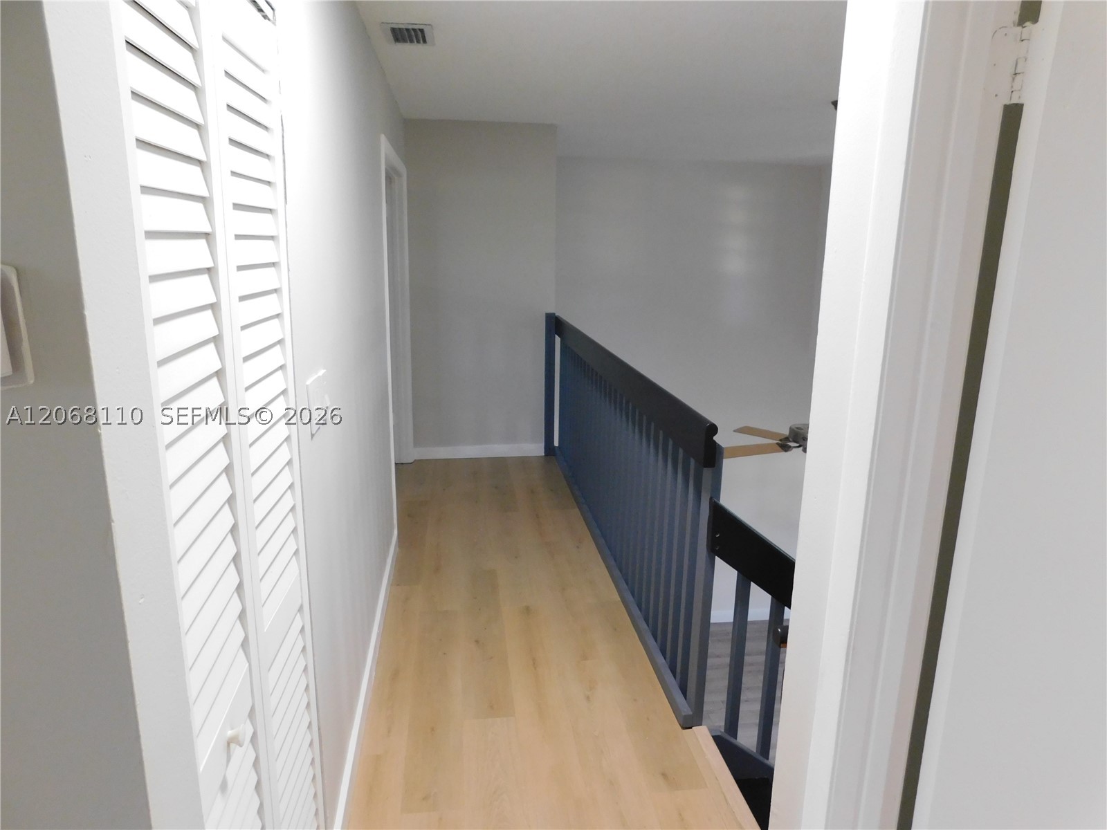 12164 Sw 52nd Pl Property Photo 6