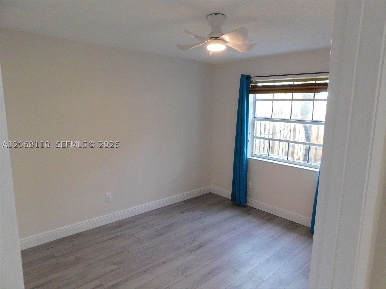 12164 Sw 52nd Pl Property Photo 15