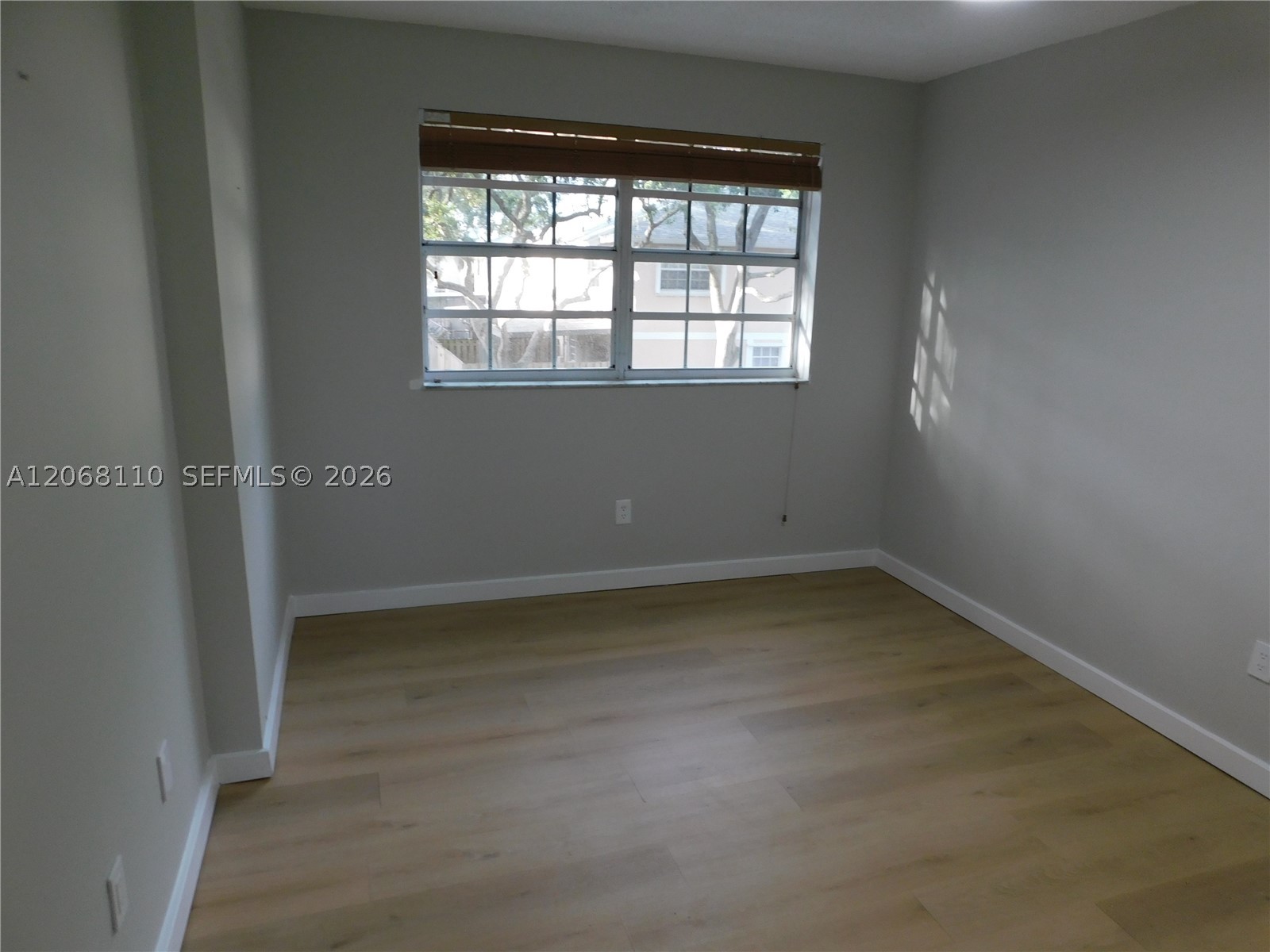 12164 Sw 52nd Pl Property Photo 22