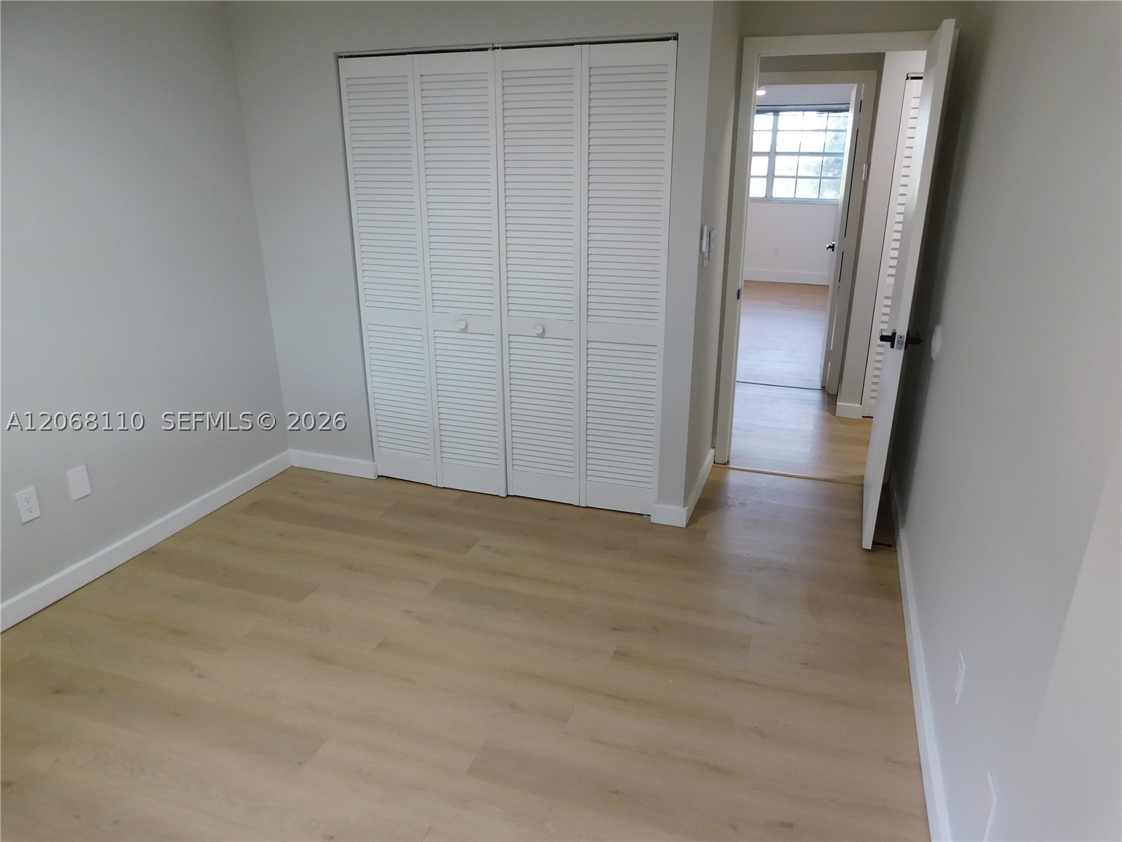 12164 Sw 52nd Pl Property Photo 23