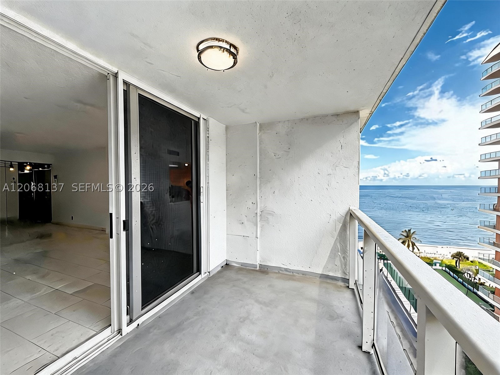 1904 S Ocean Dr 1206 Property Photo 2