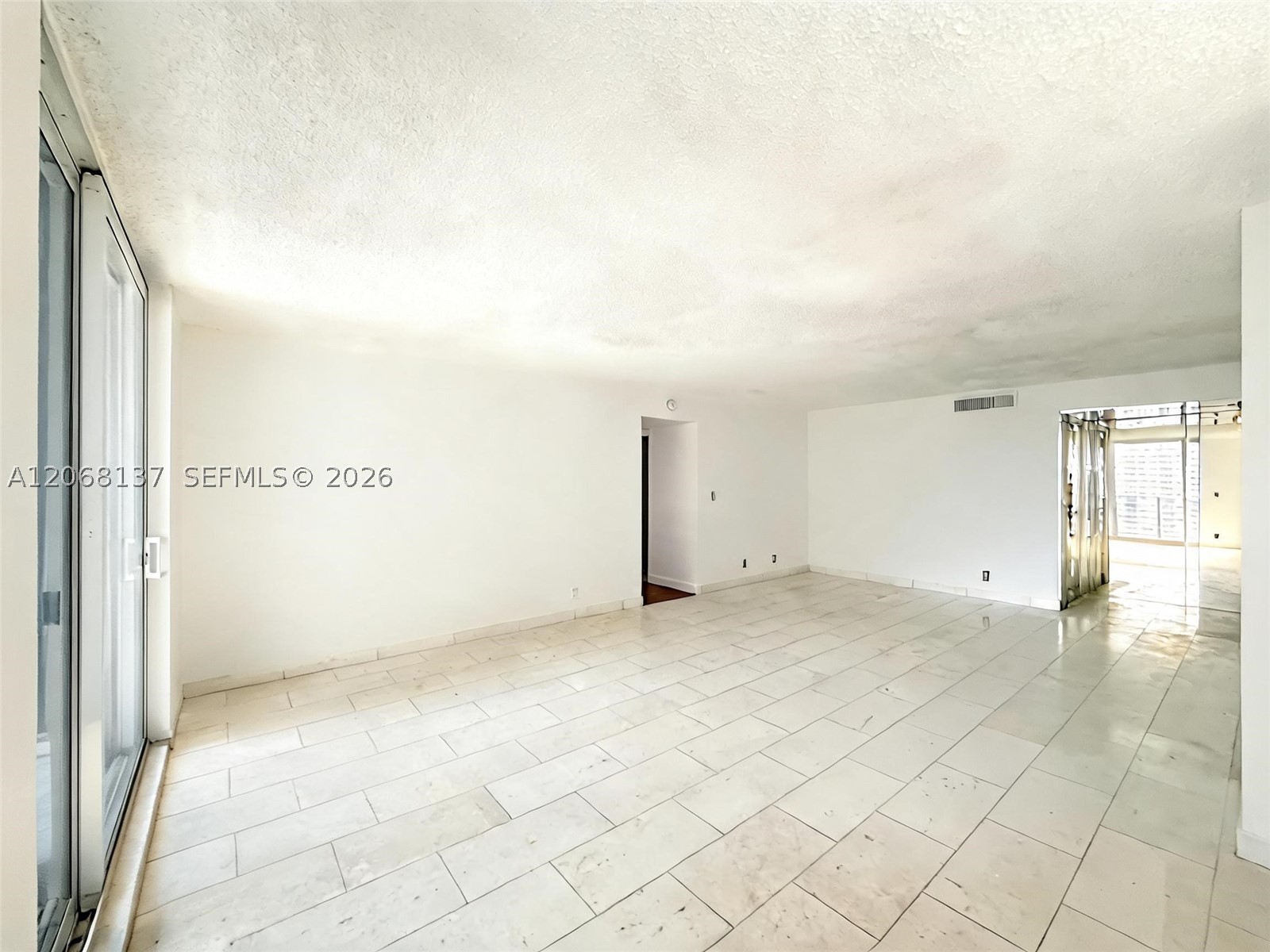 1904 S Ocean Dr 1206 Property Photo 6