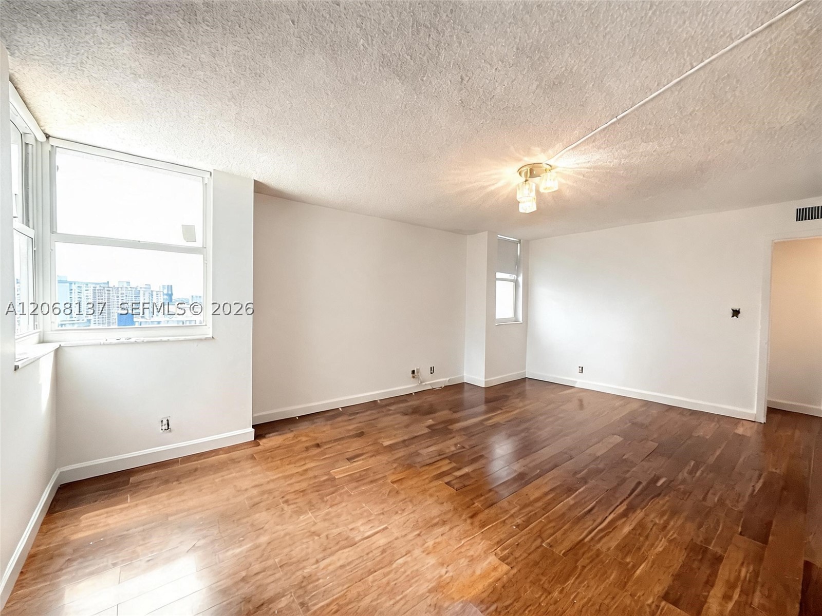1904 S Ocean Dr 1206 Property Photo 16