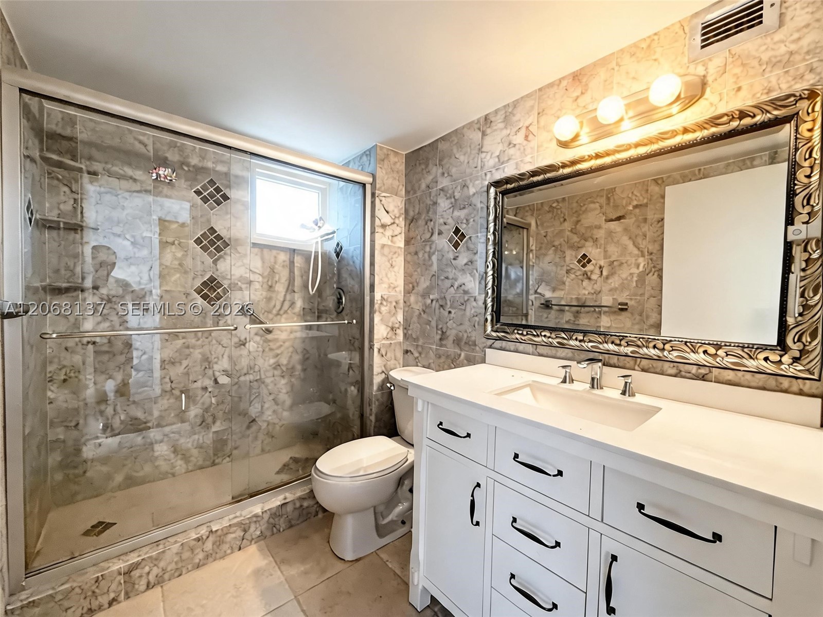 1904 S Ocean Dr 1206 Property Photo 17