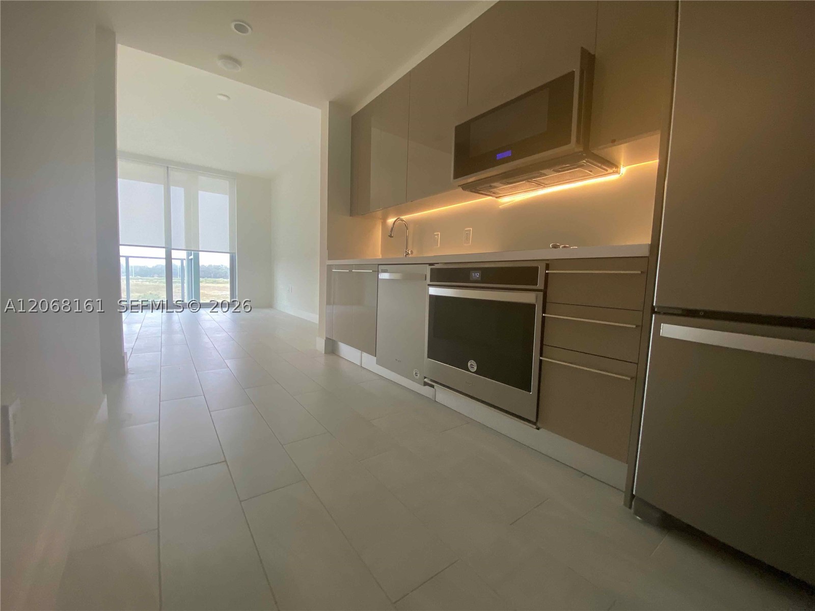 2000 Metropica Way 308 Property Photo 8
