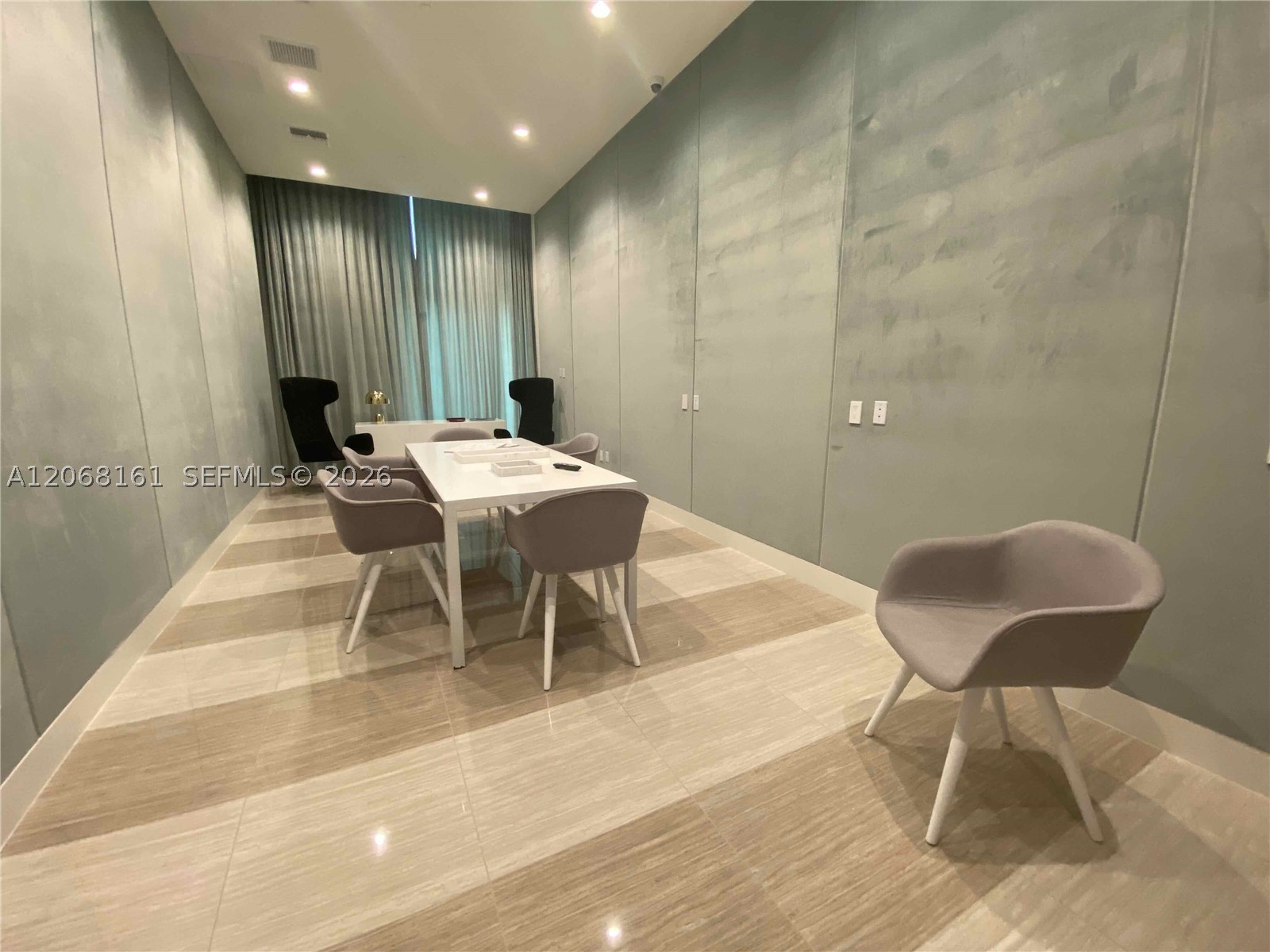 2000 Metropica Way 308 Property Photo 18