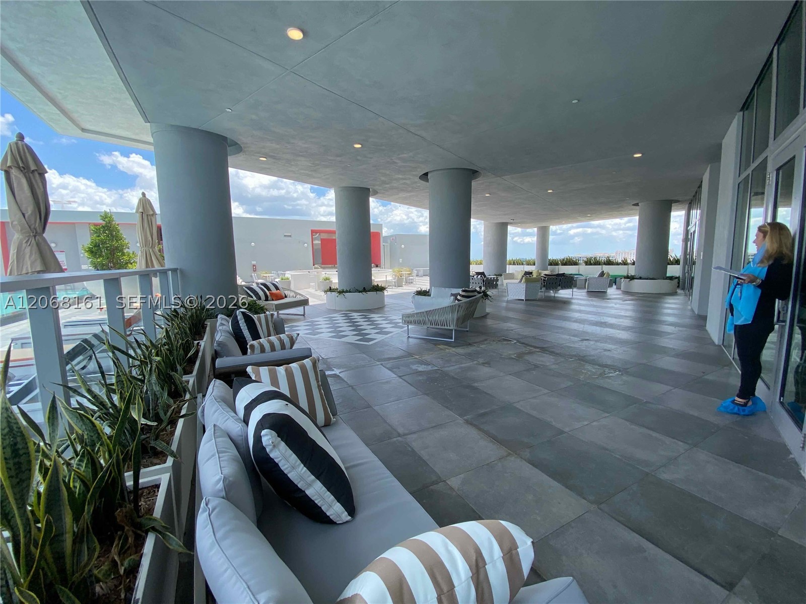 2000 Metropica Way 308 Property Photo 28