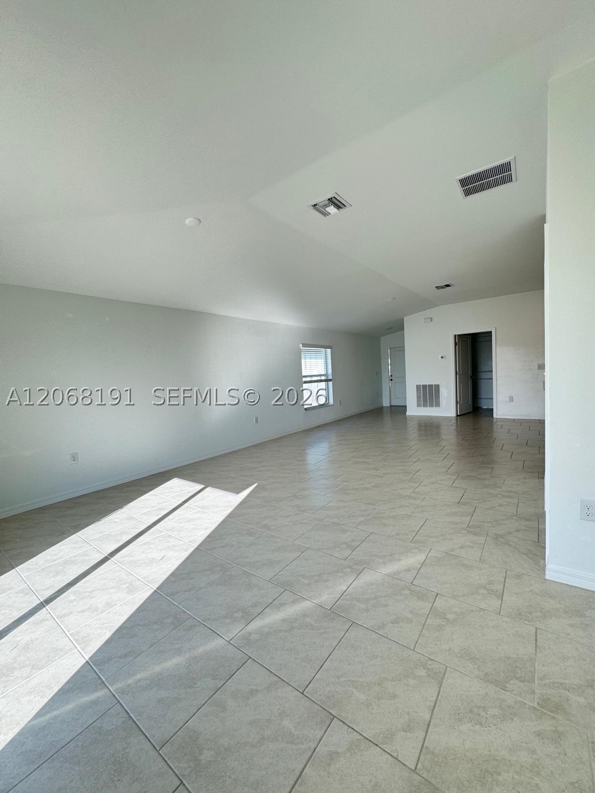 17711 Paradiso Way 17711 Property Photo 6