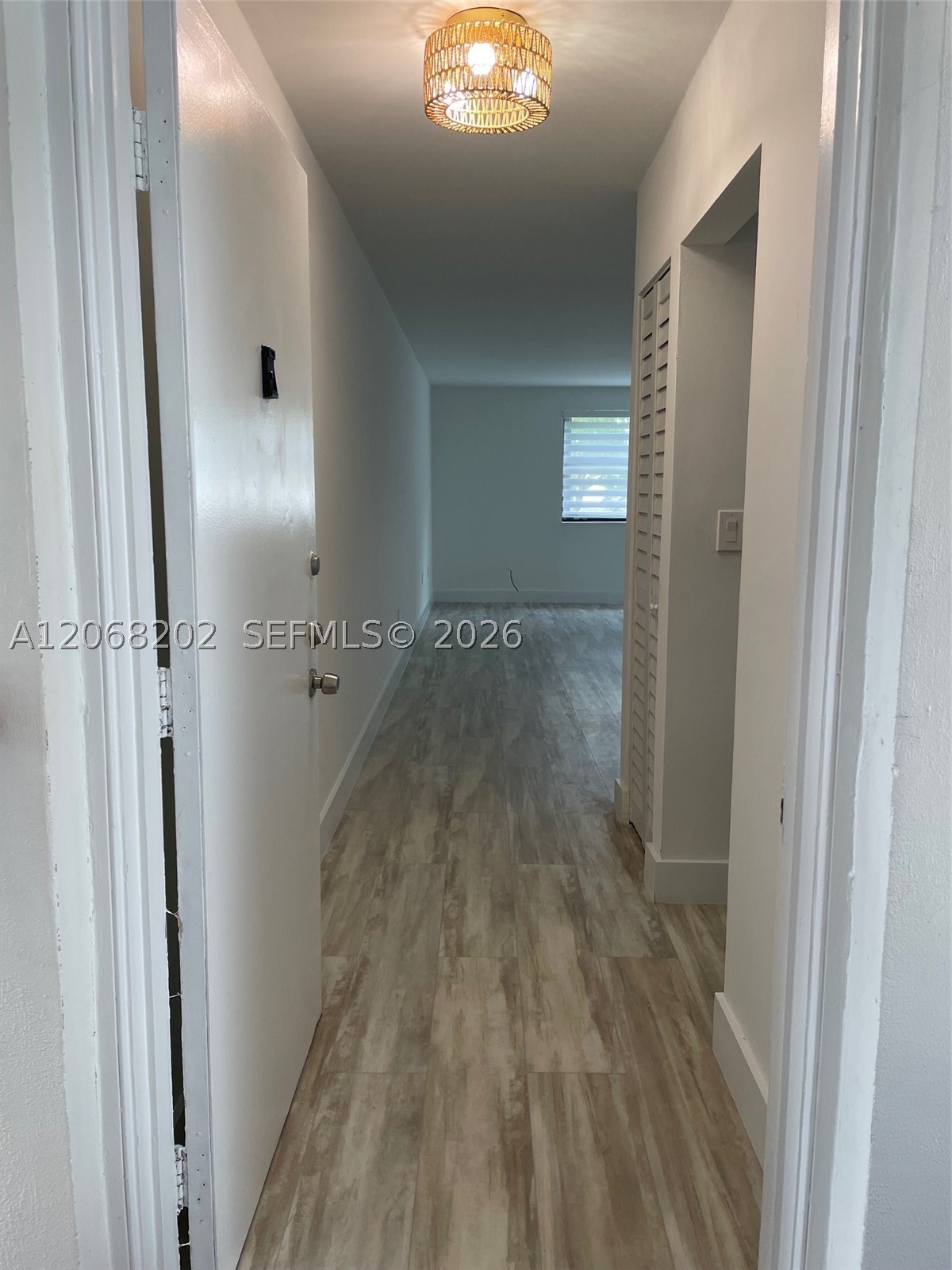 460 W Park Dr 207 Property Photo 8