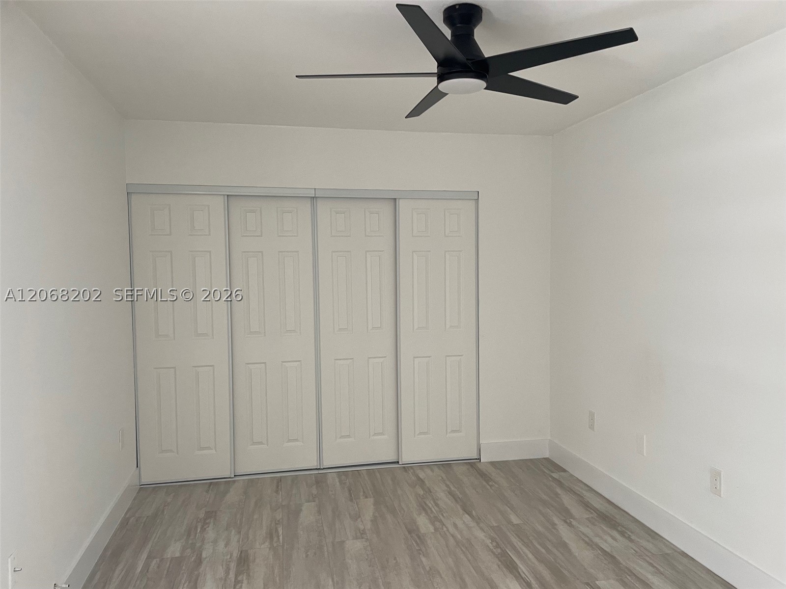 460 W Park Dr 207 Property Photo 11