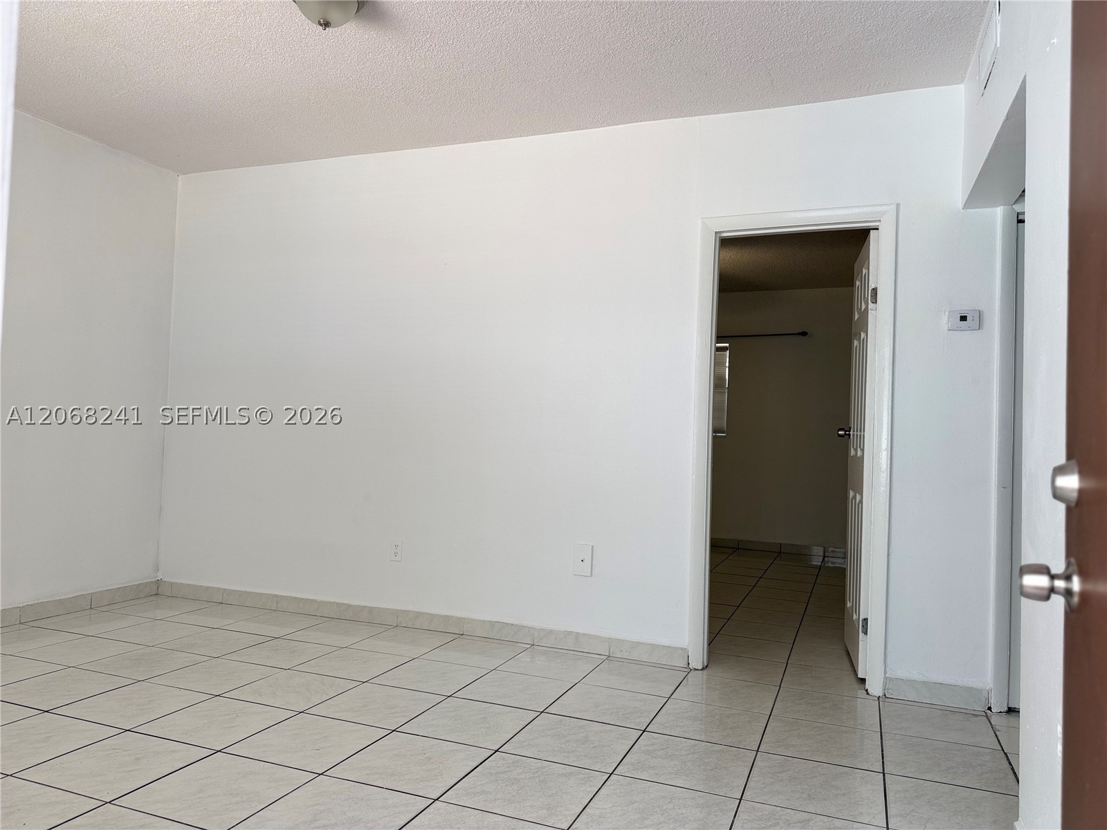 1735 Ne 164th St E104 Property Photo 4