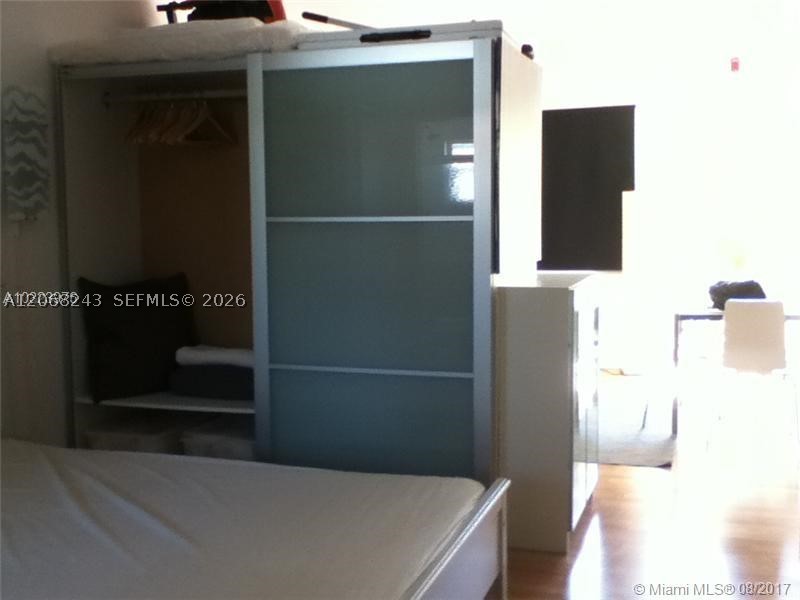549 Meridian Ave 10 Property Photo 8