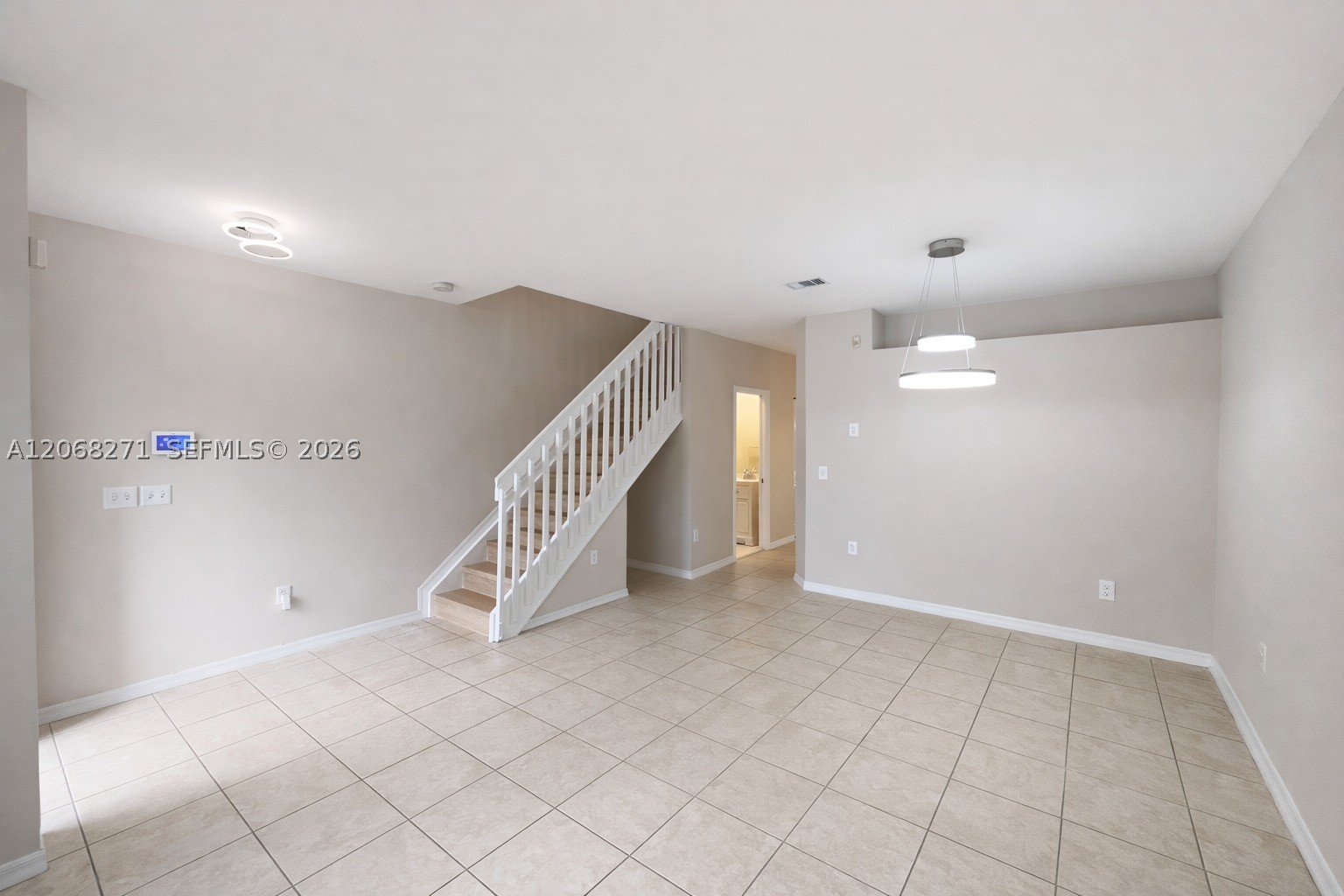 A12068271 Property Photo 4