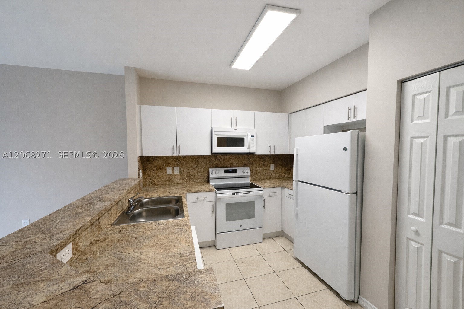 A12068271 Property Photo 8