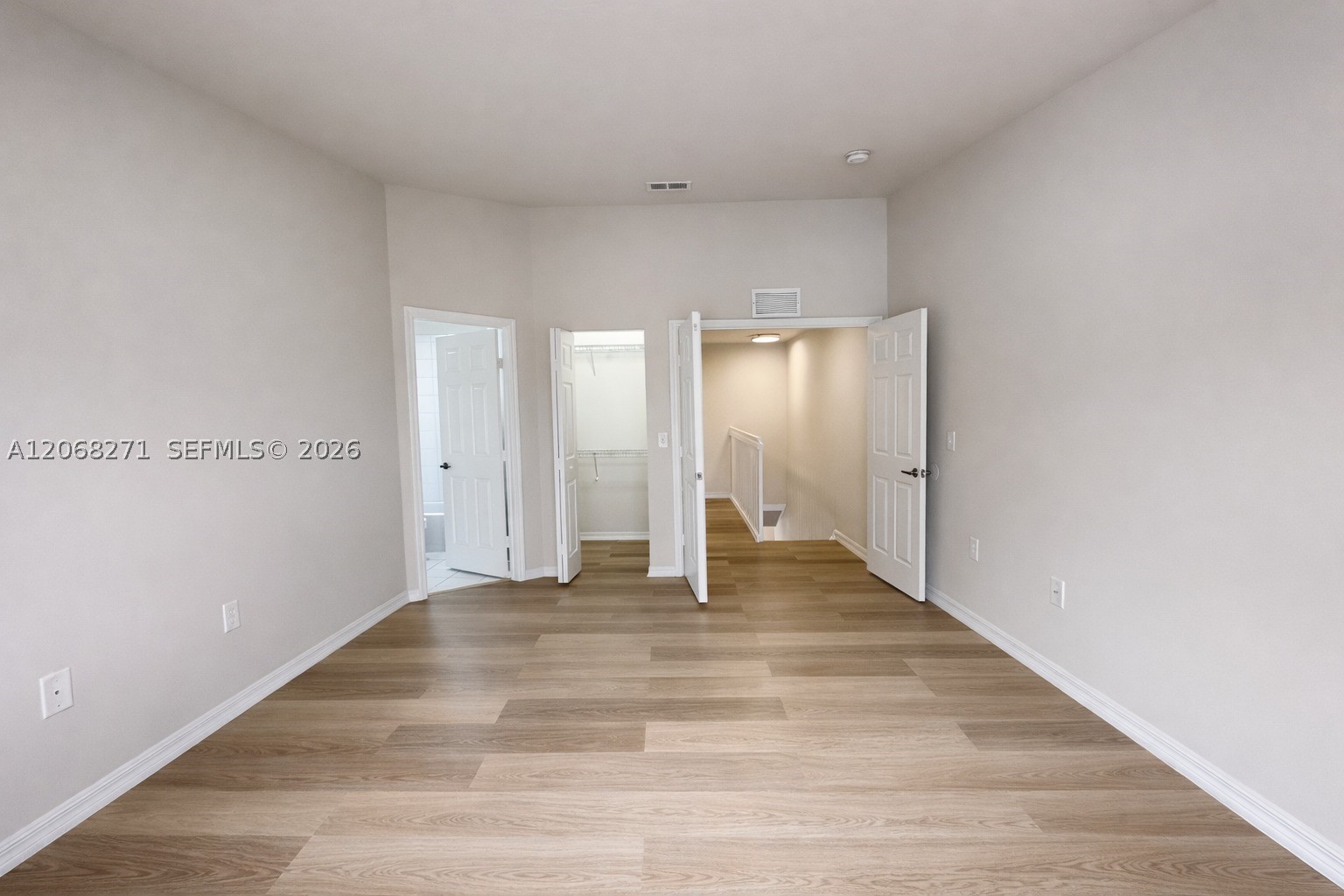 A12068271 Property Photo 12