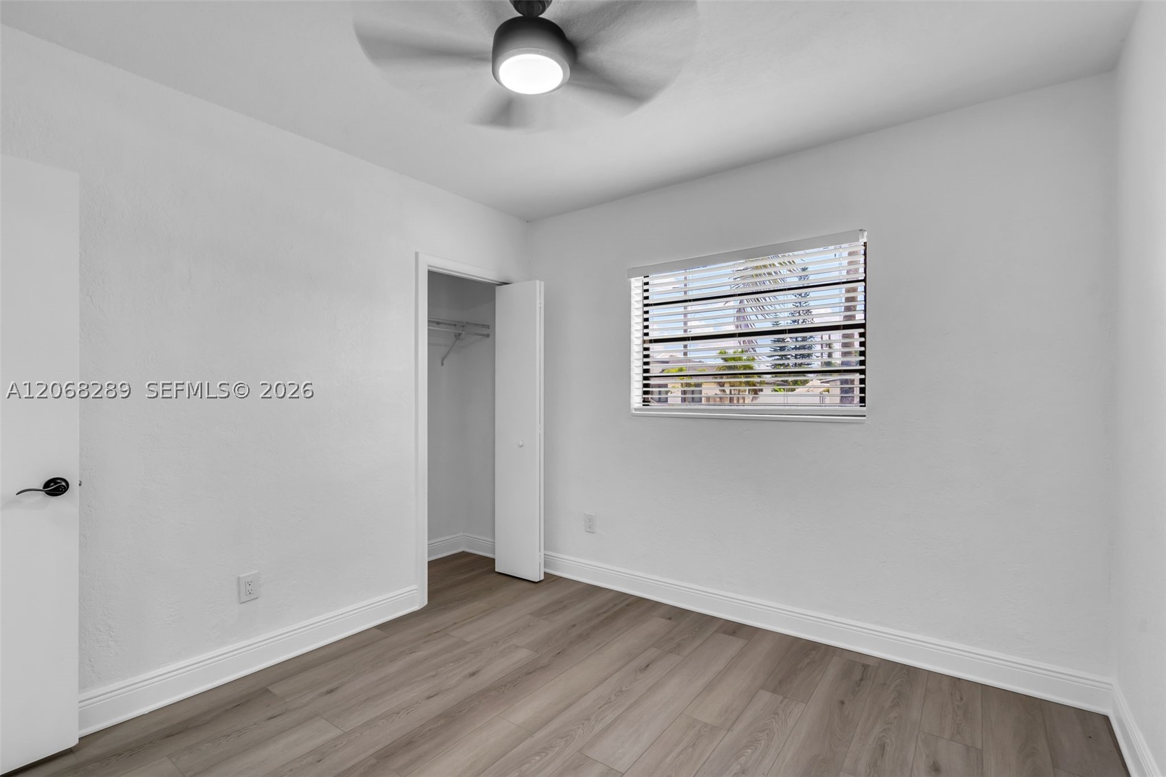 A12068289 Property Photo 15