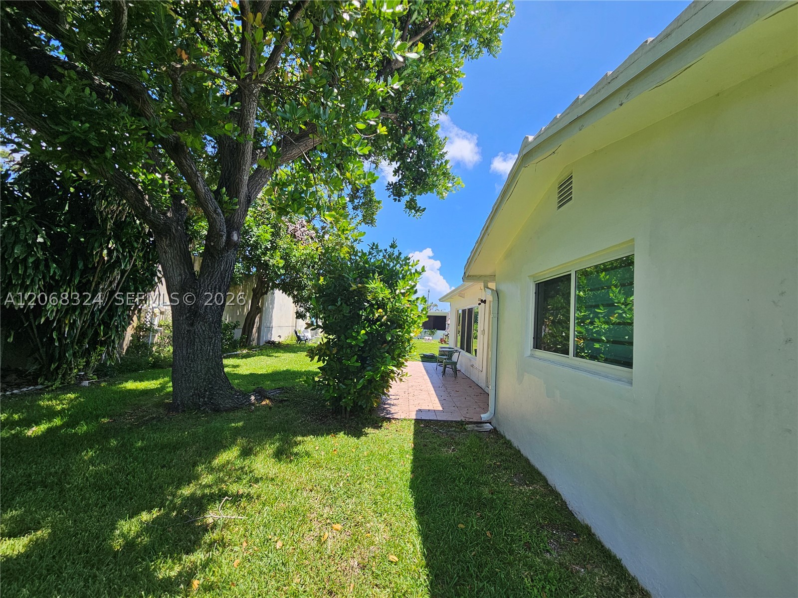 2661 Nw 4th Ave Property Photo 29