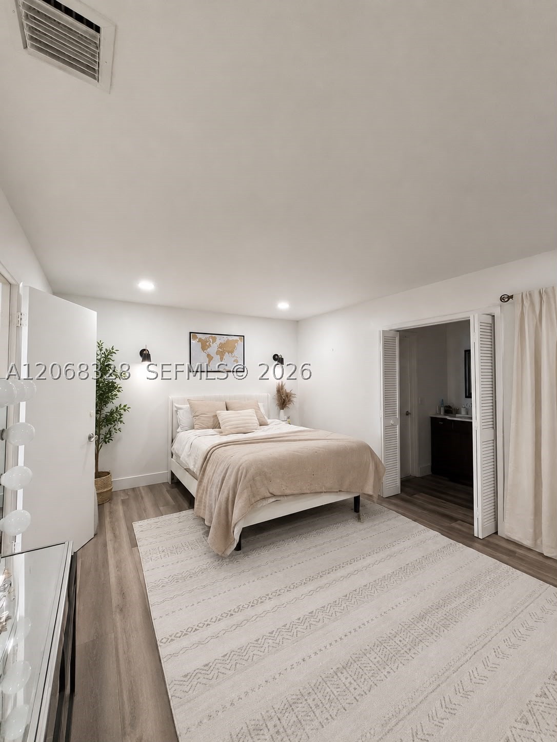 A12068328 Property Photo 4