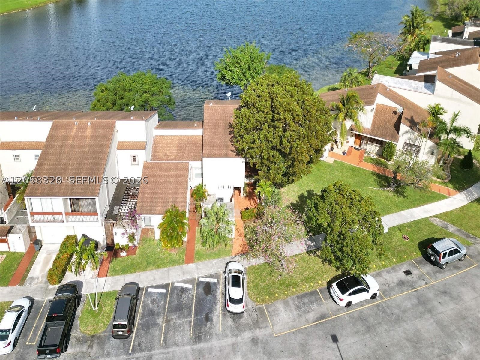 A12068328 Property Photo 18