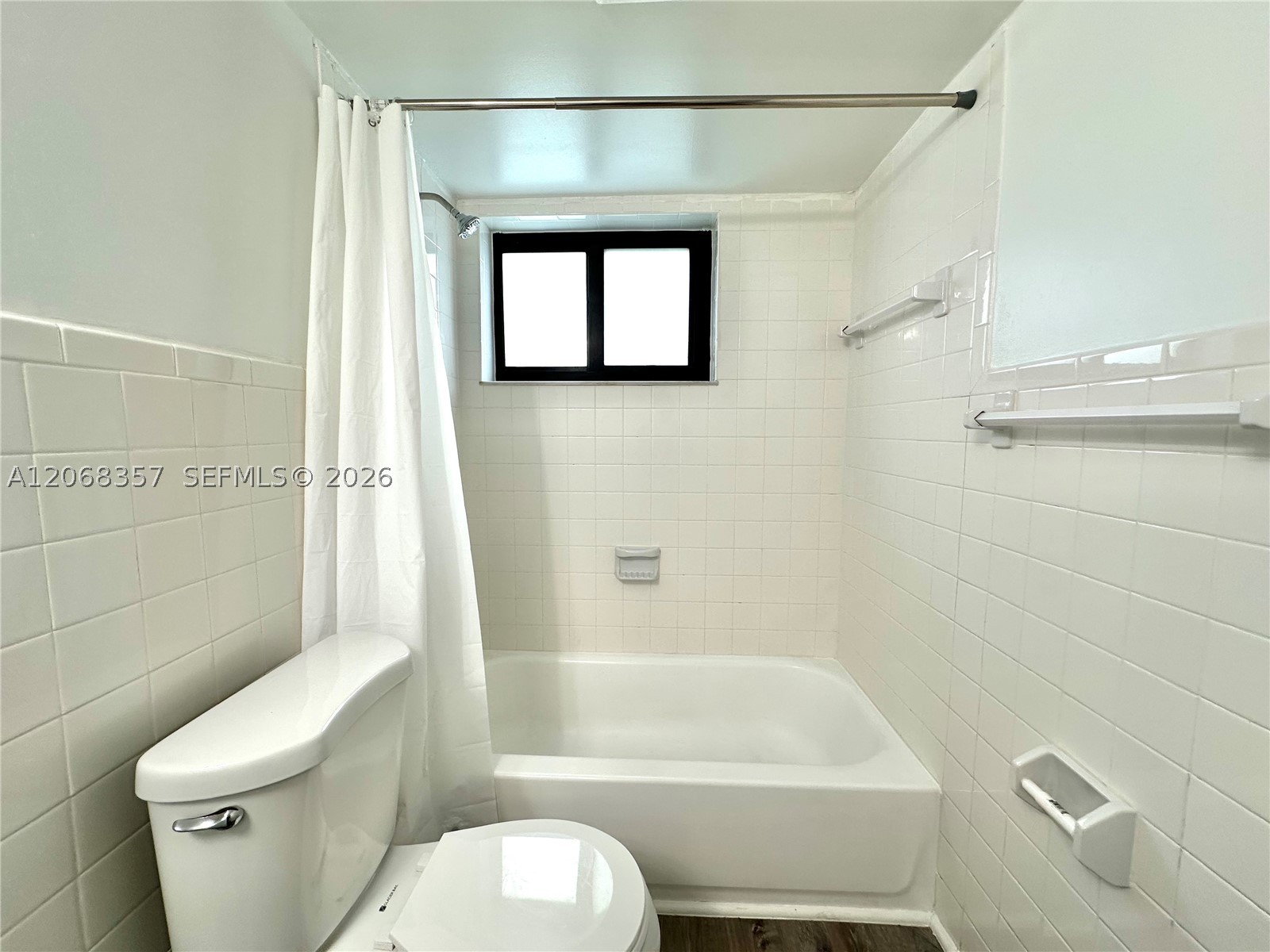 529 Sw 4th St 303 Property Photo 12