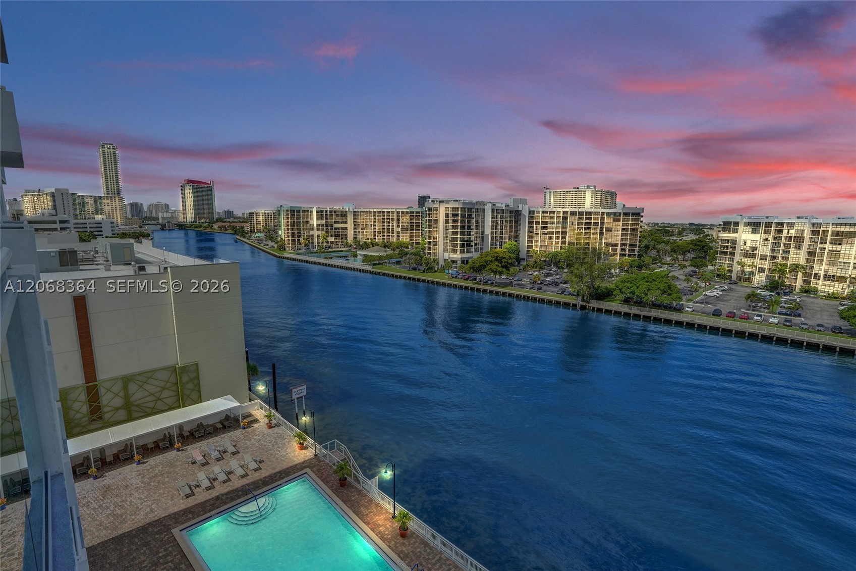 3000 S Ocean Dr 808 Property Photo 1