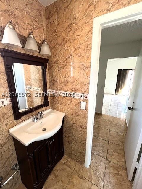 5274 W 25th Ln 206 Property Photo 8