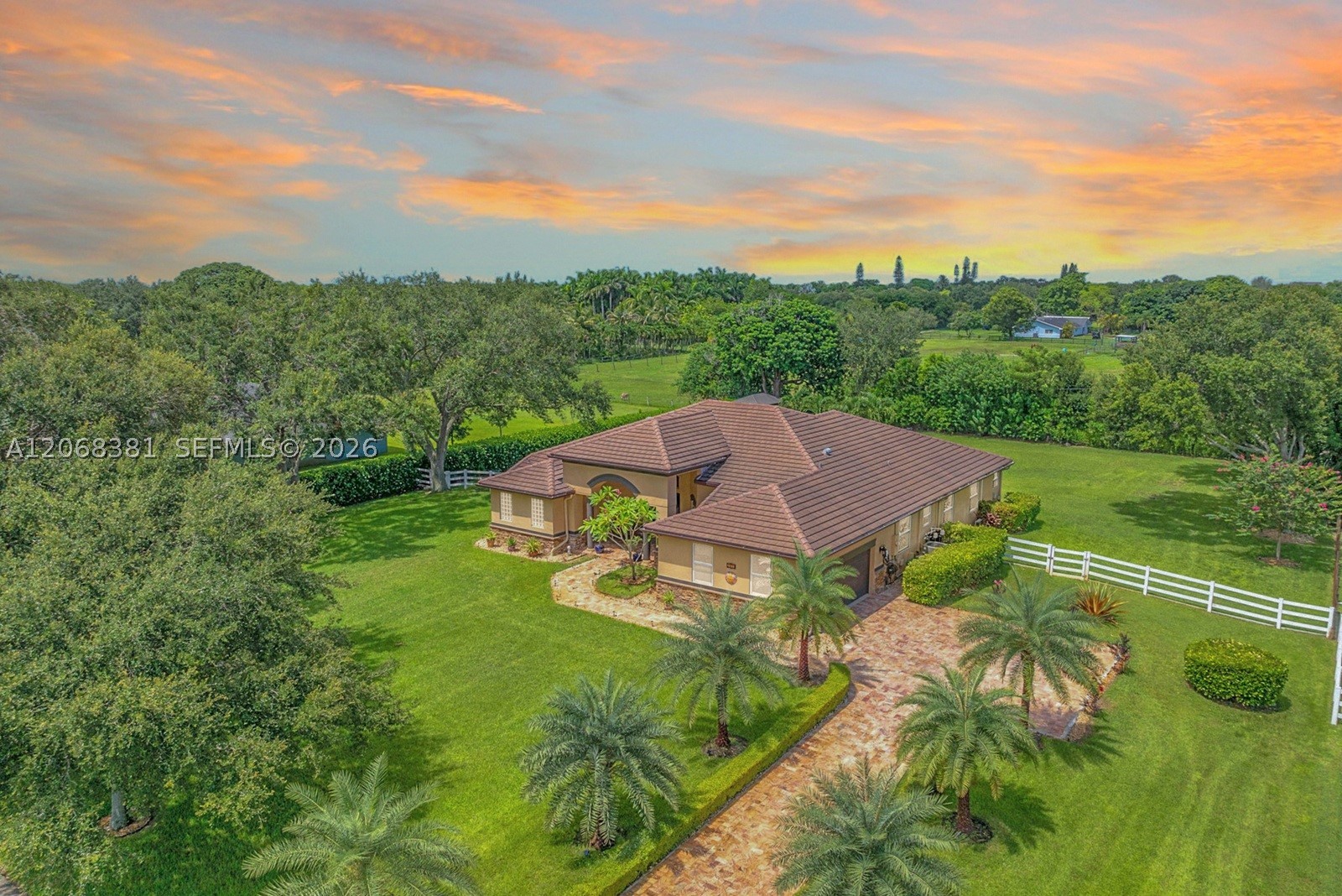 2979 SW 144th Ter